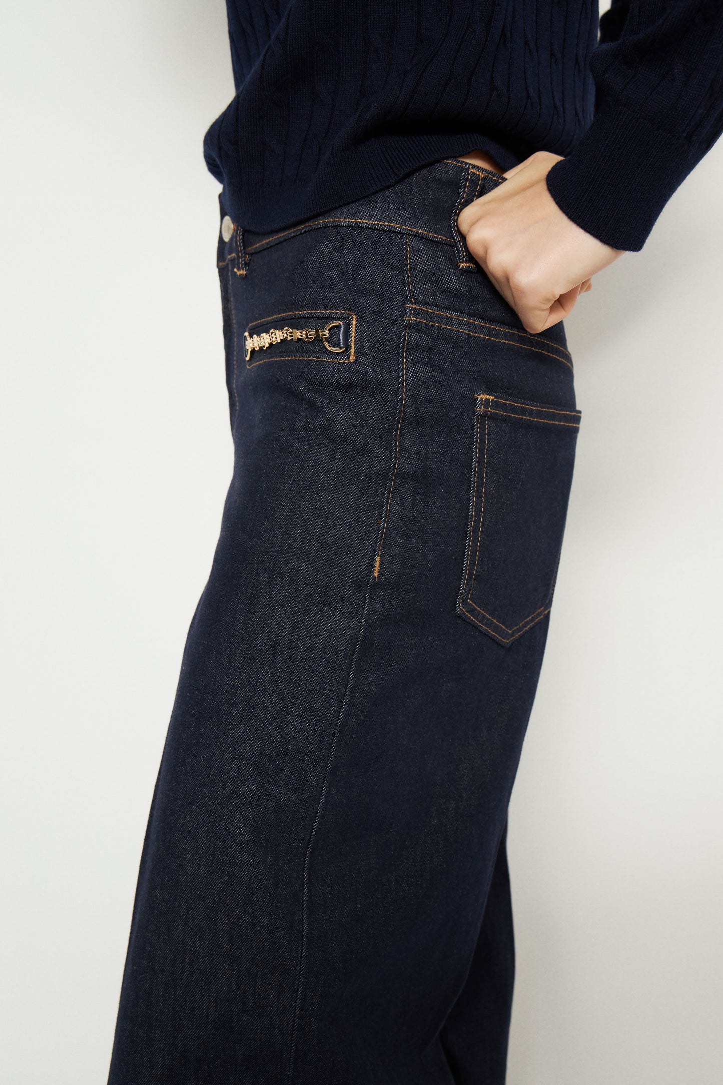 DARK BLUE