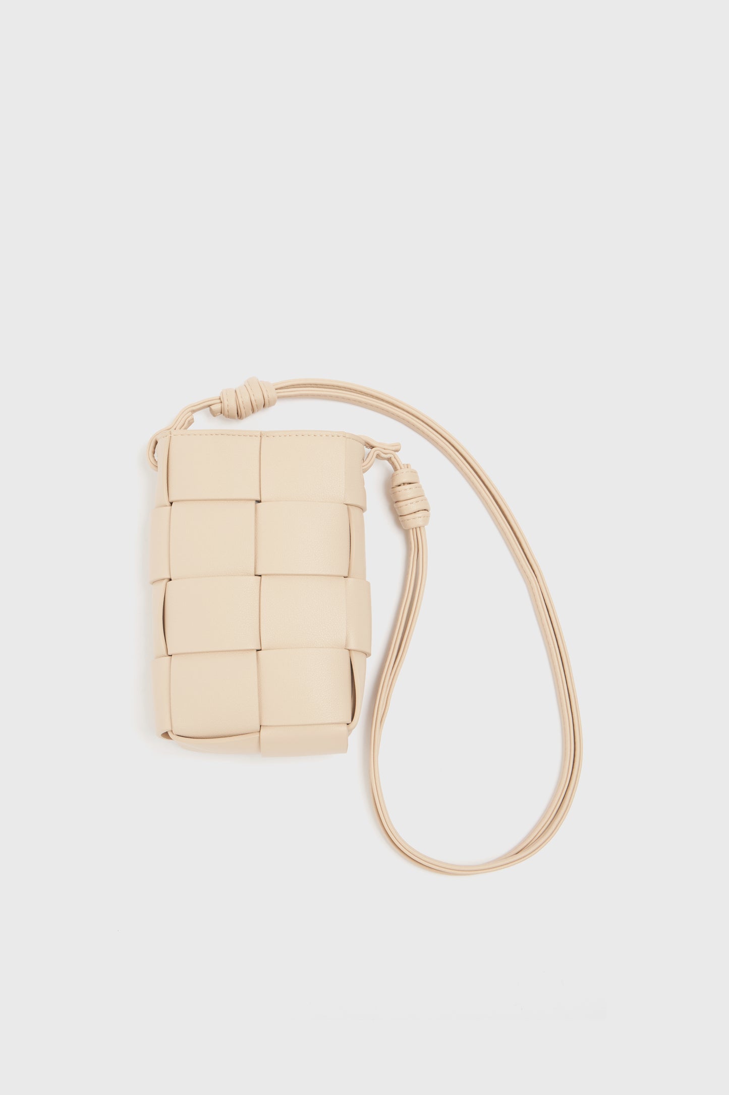 POWDER BEIGE