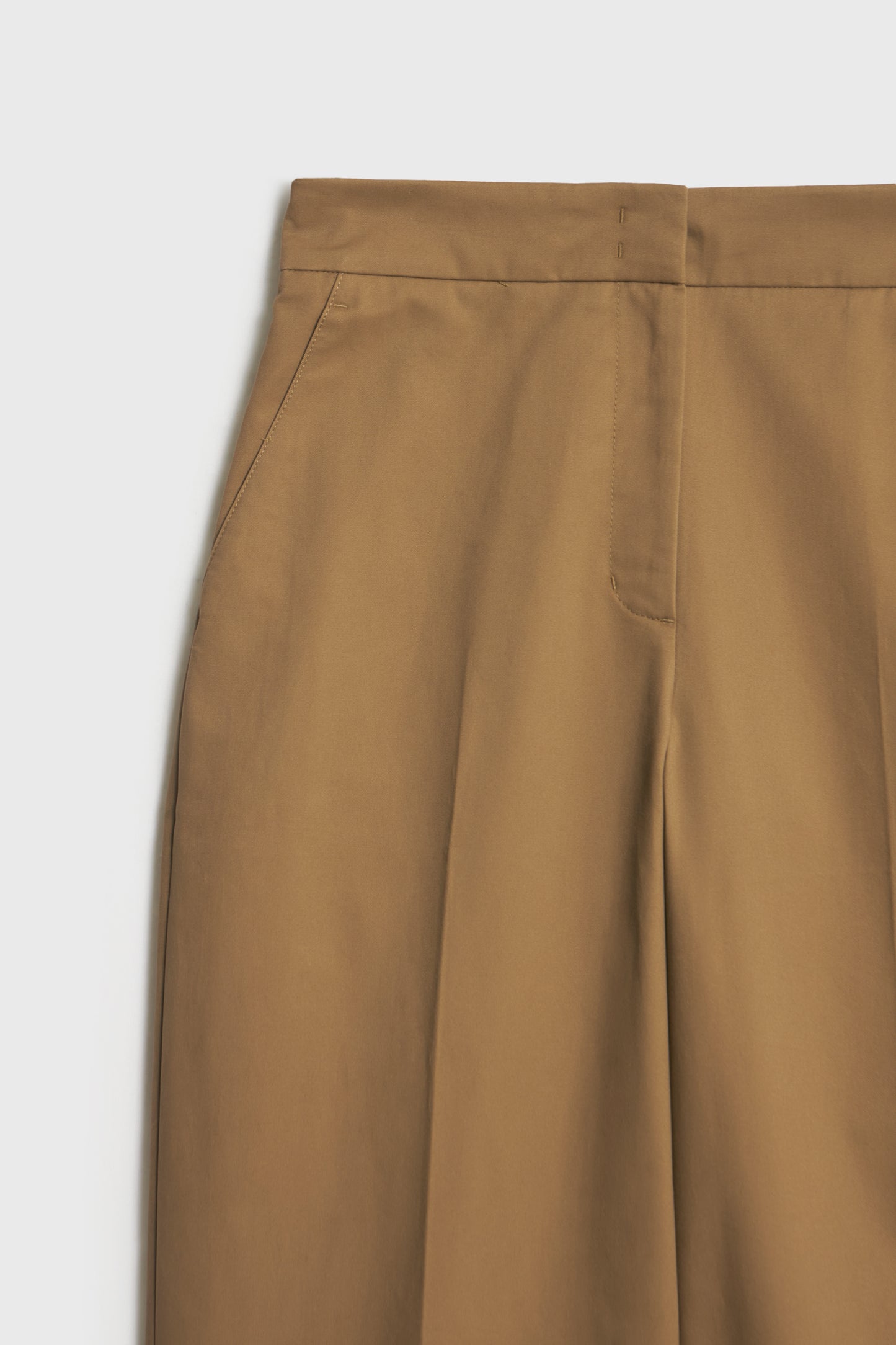 LIGHT KHAKI