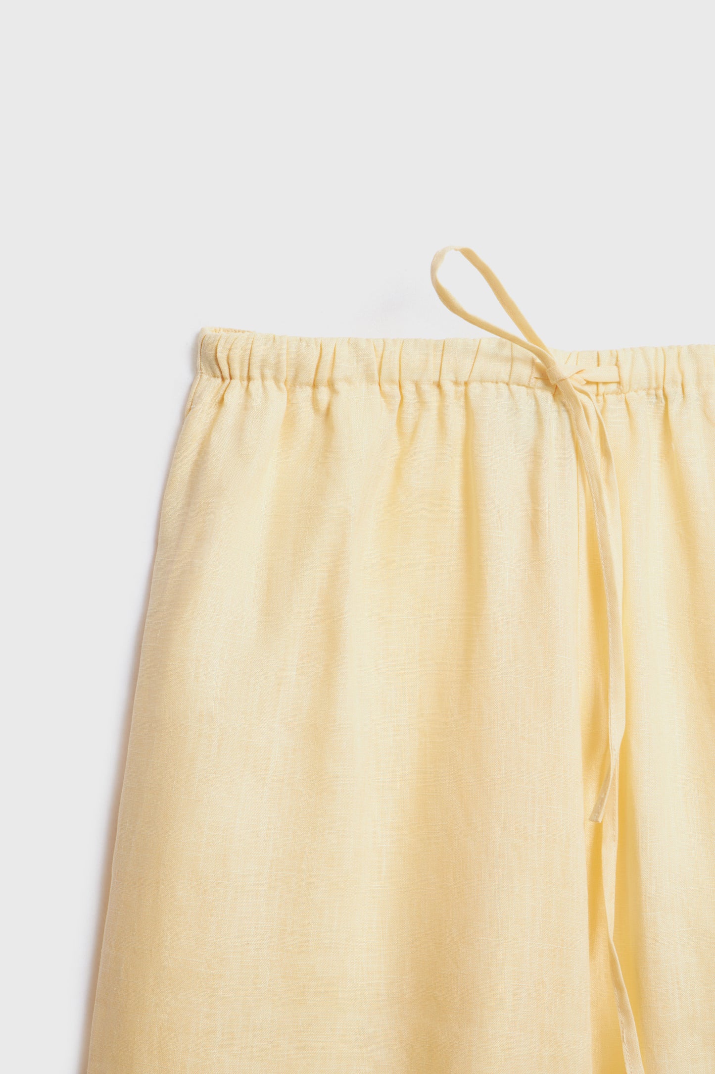 LIGHT YELLOW