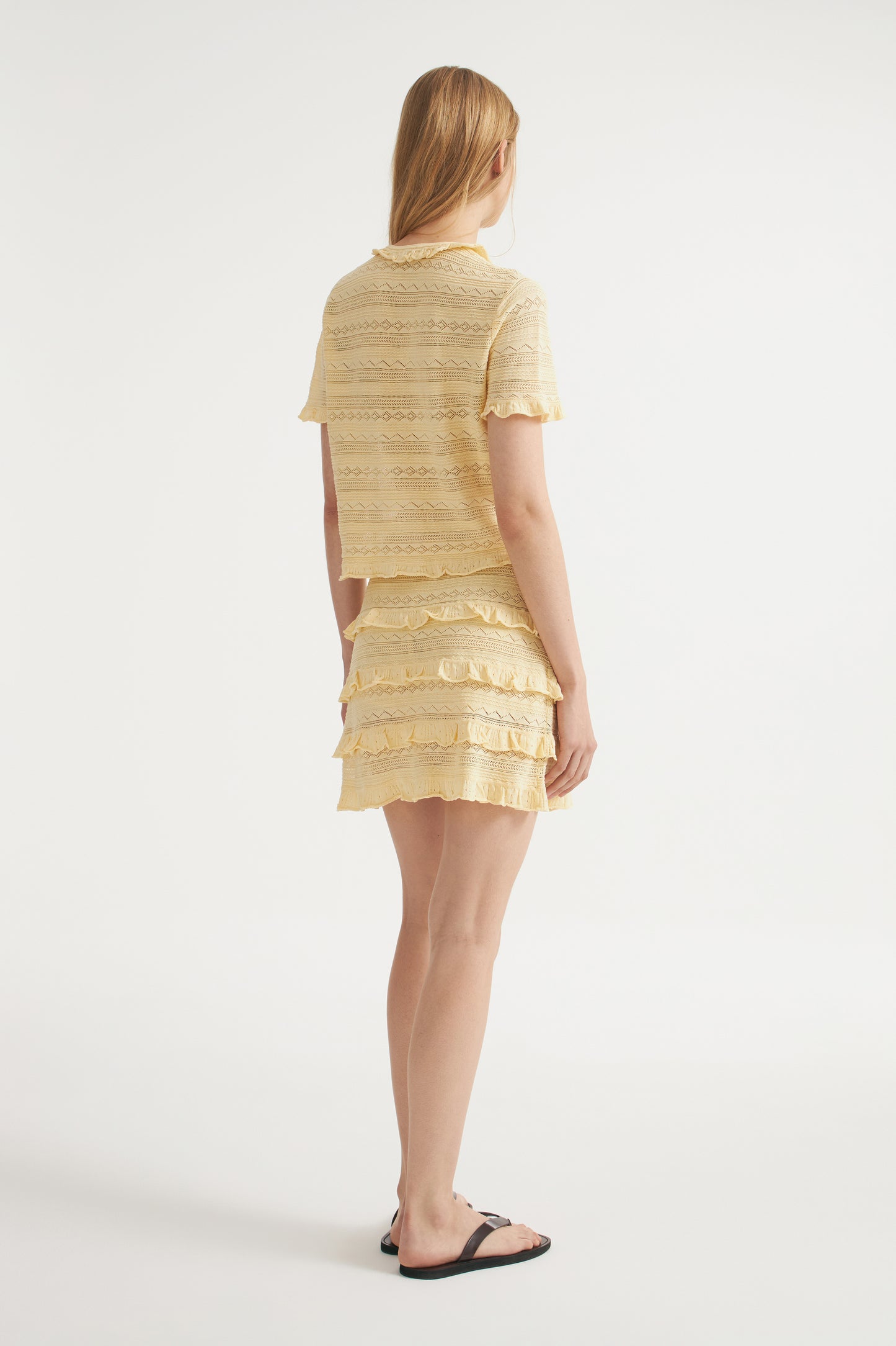 LIGHT YELLOW