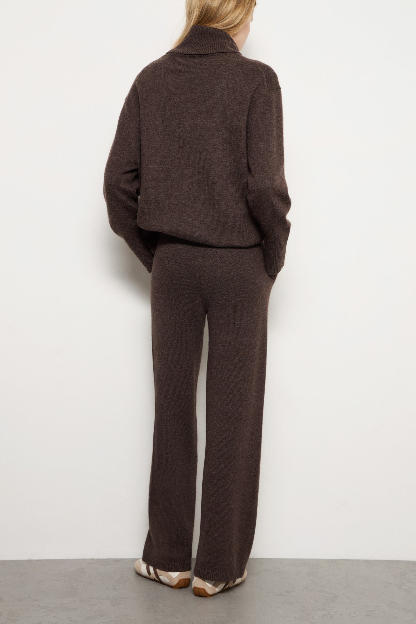 BROWN MELANGE