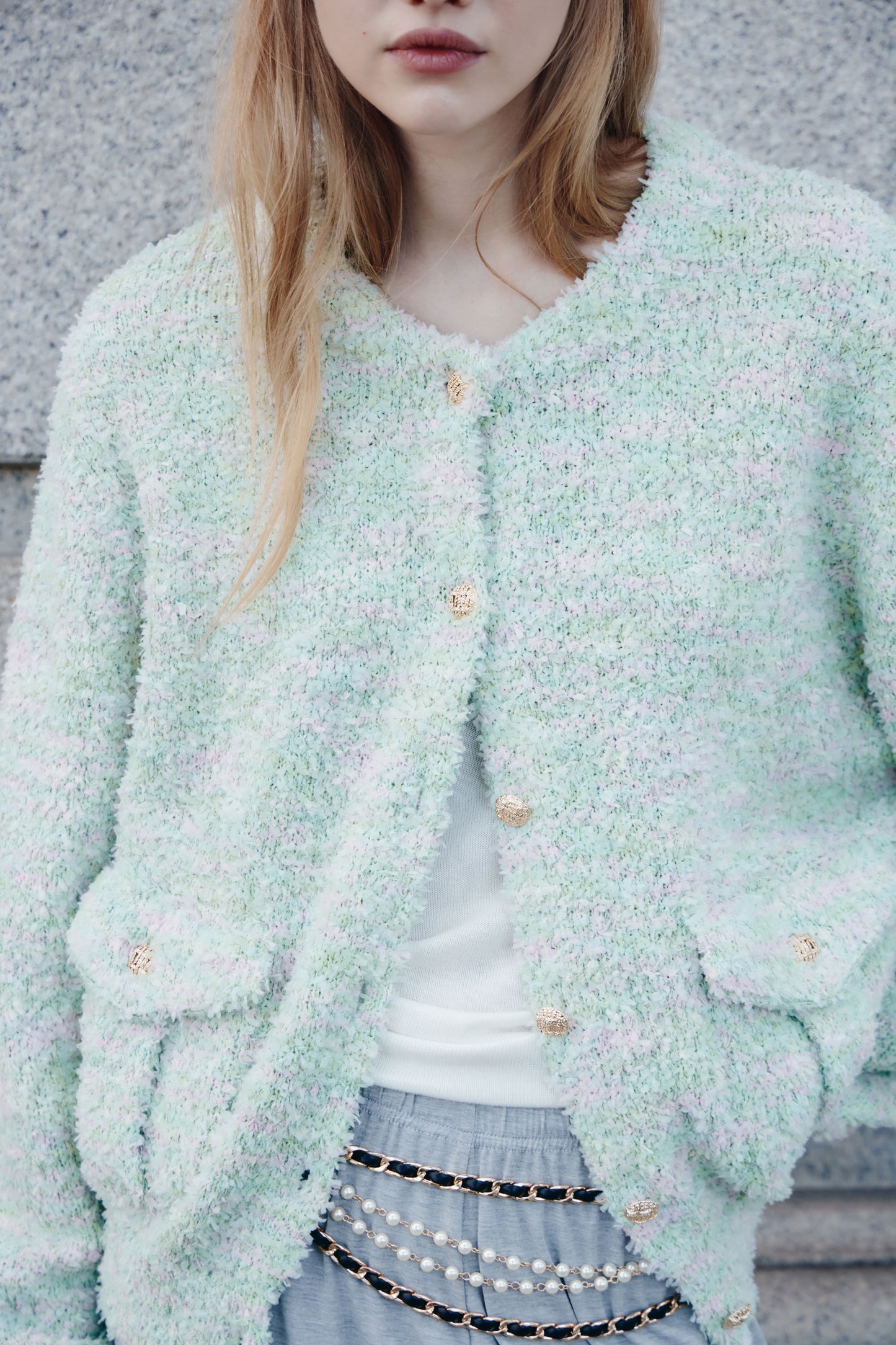 LIGHT GREEN