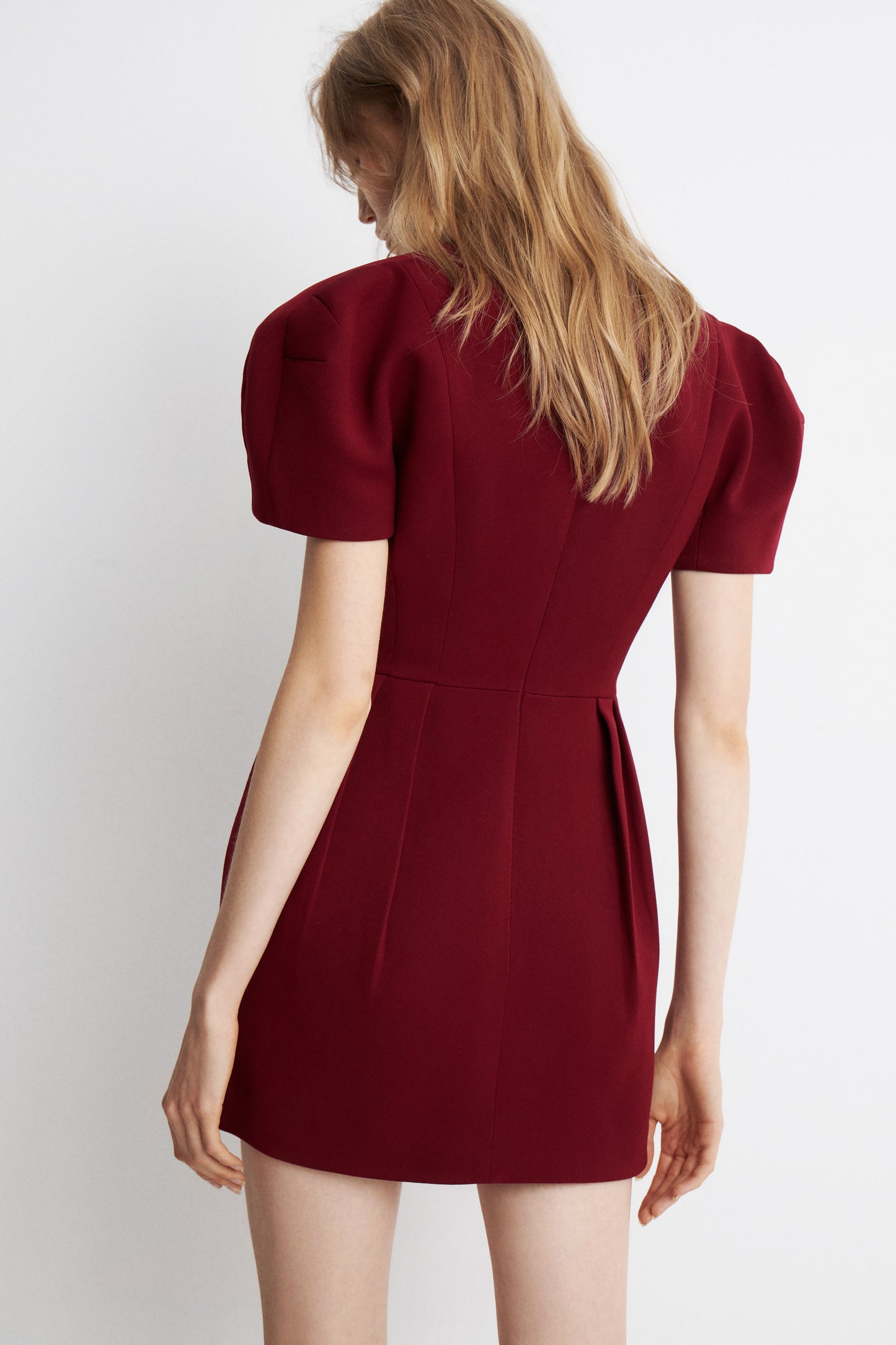 DARK RED