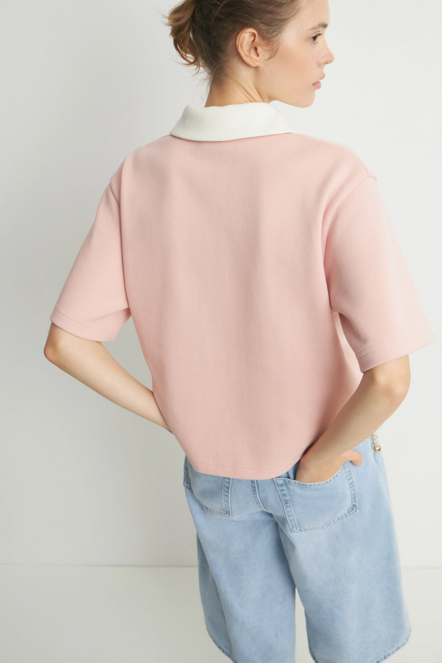 LIGHT PINK