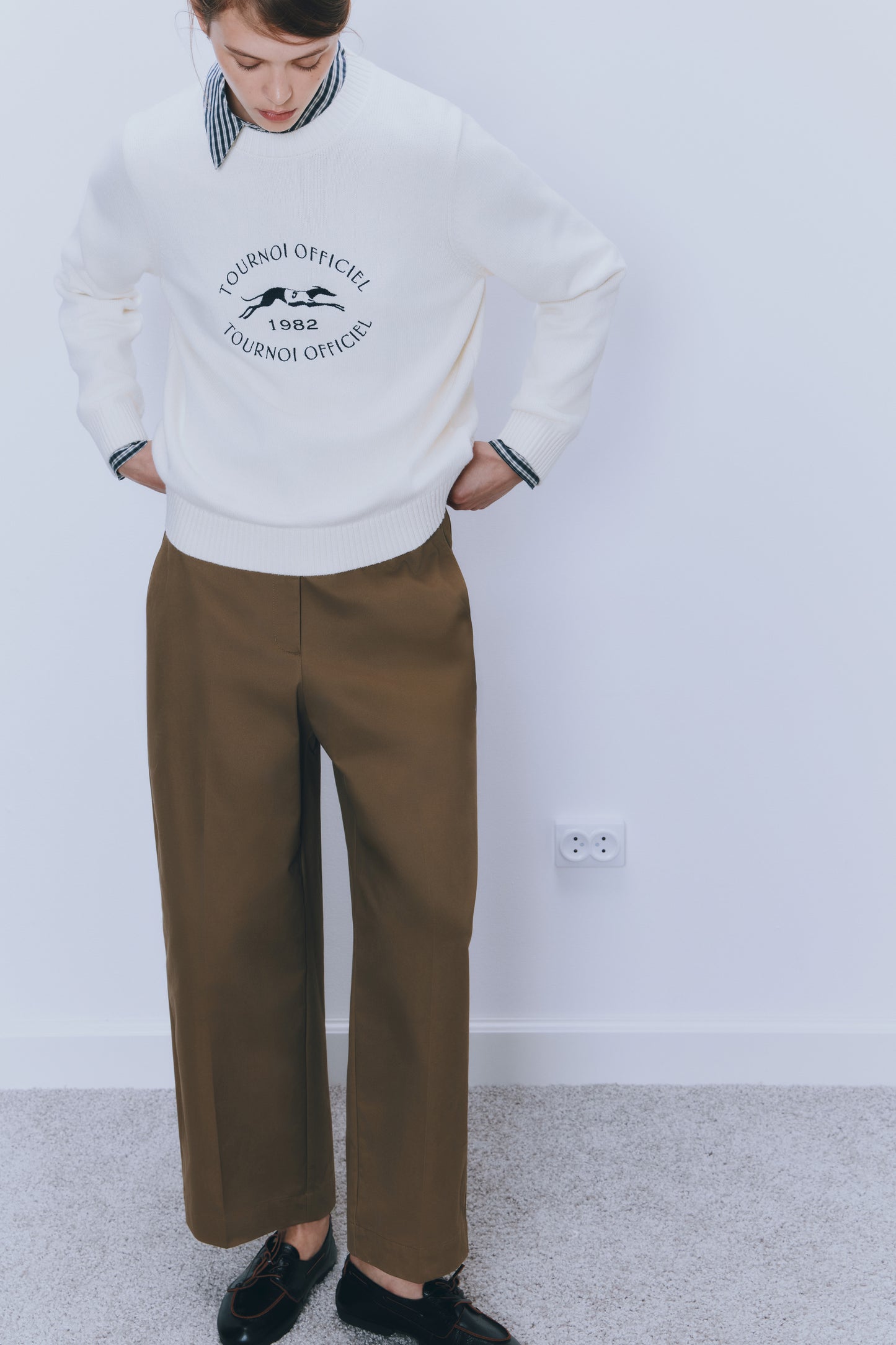 LIGHT KHAKI