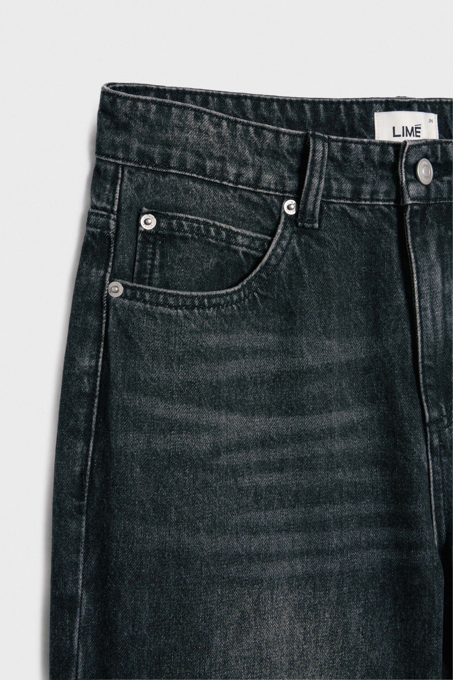 WASHED BLACK