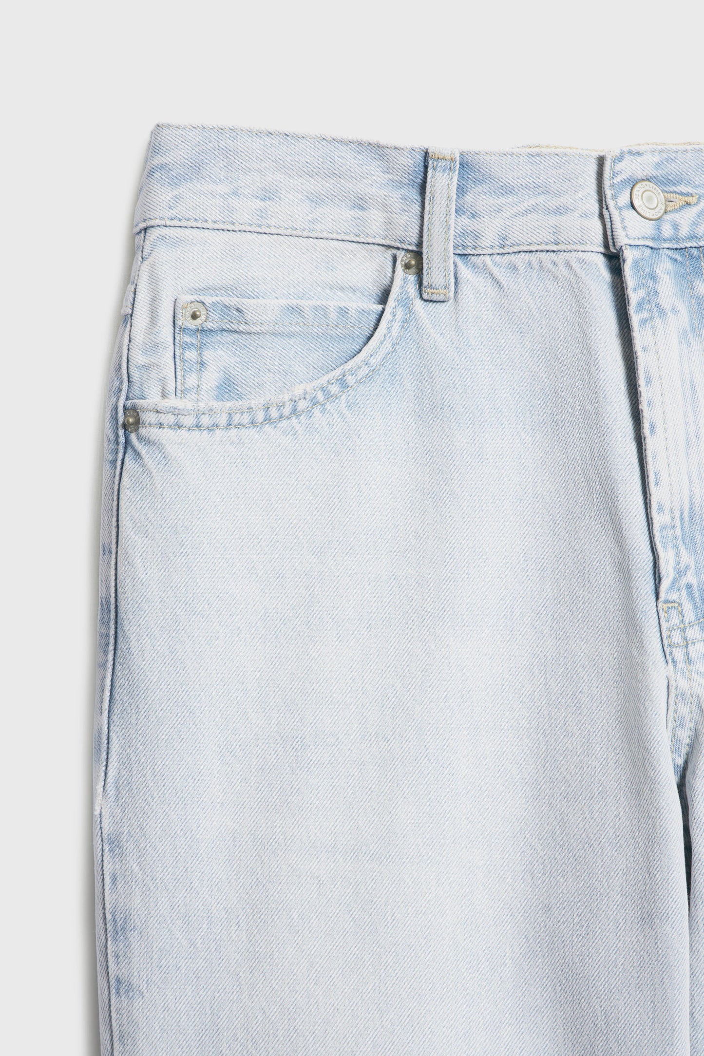ANTIQUE BLUE