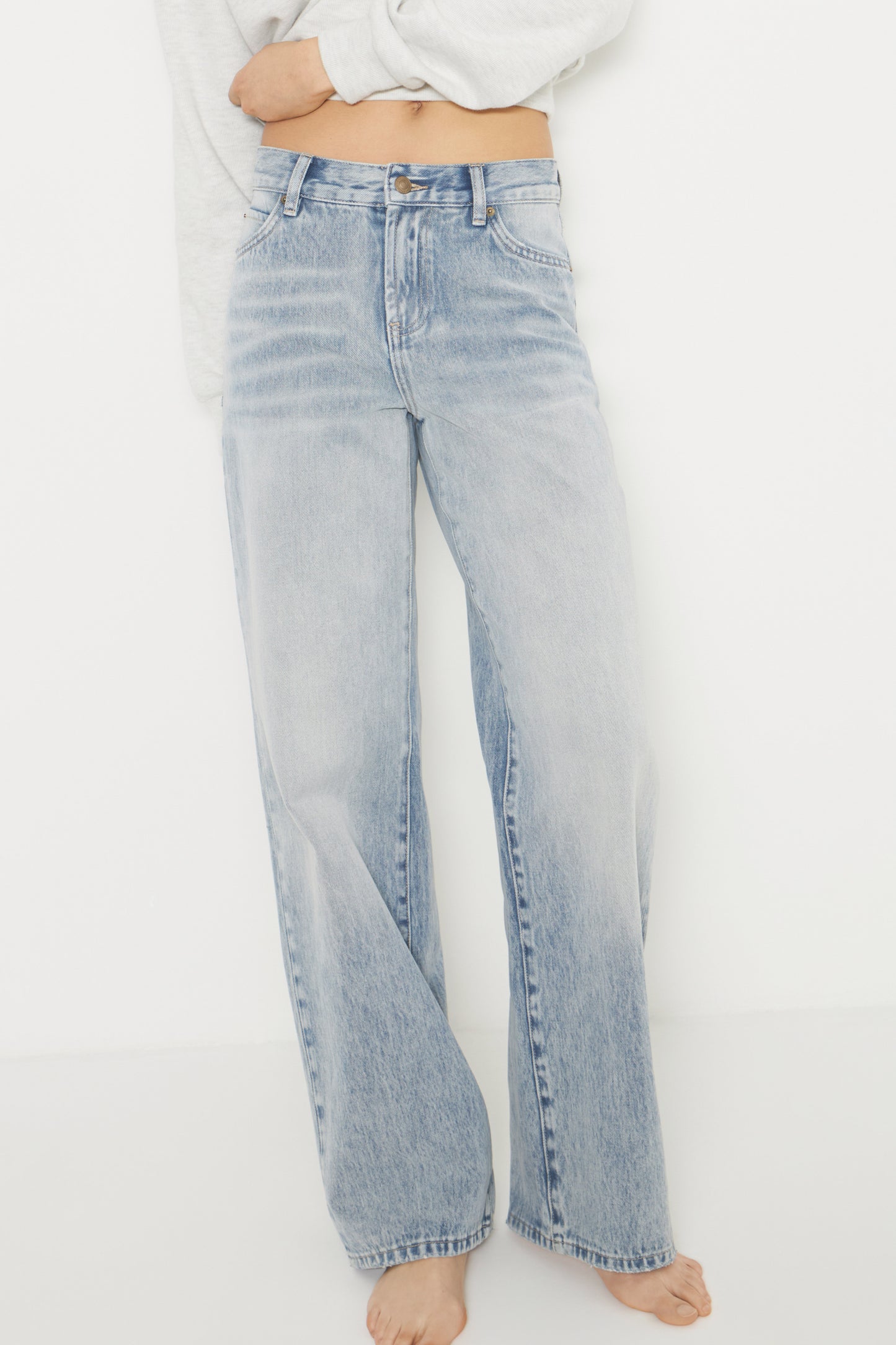 VINTAGE BLUE