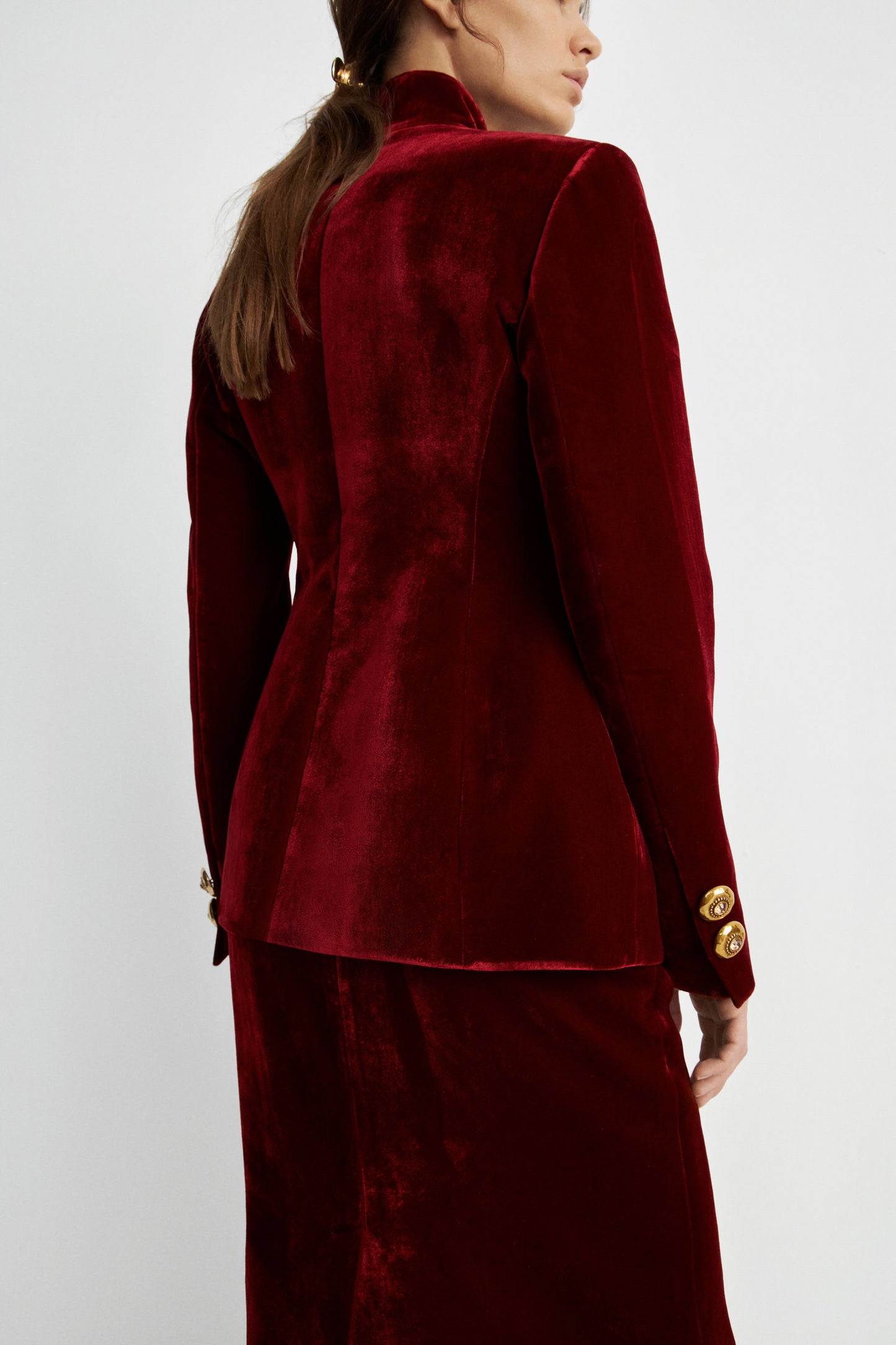 DARK RED