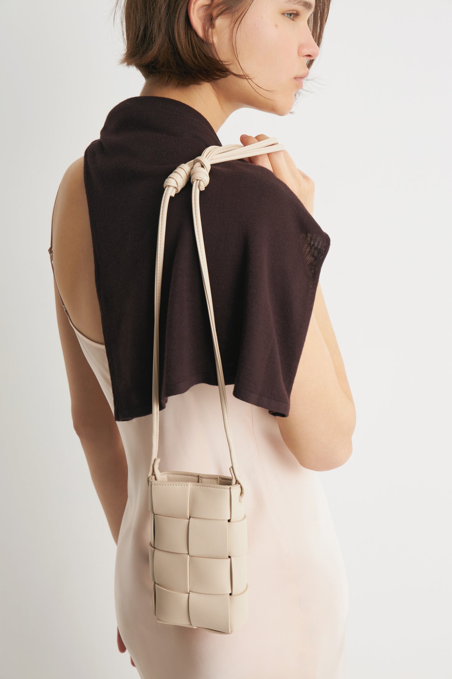 POWDER BEIGE