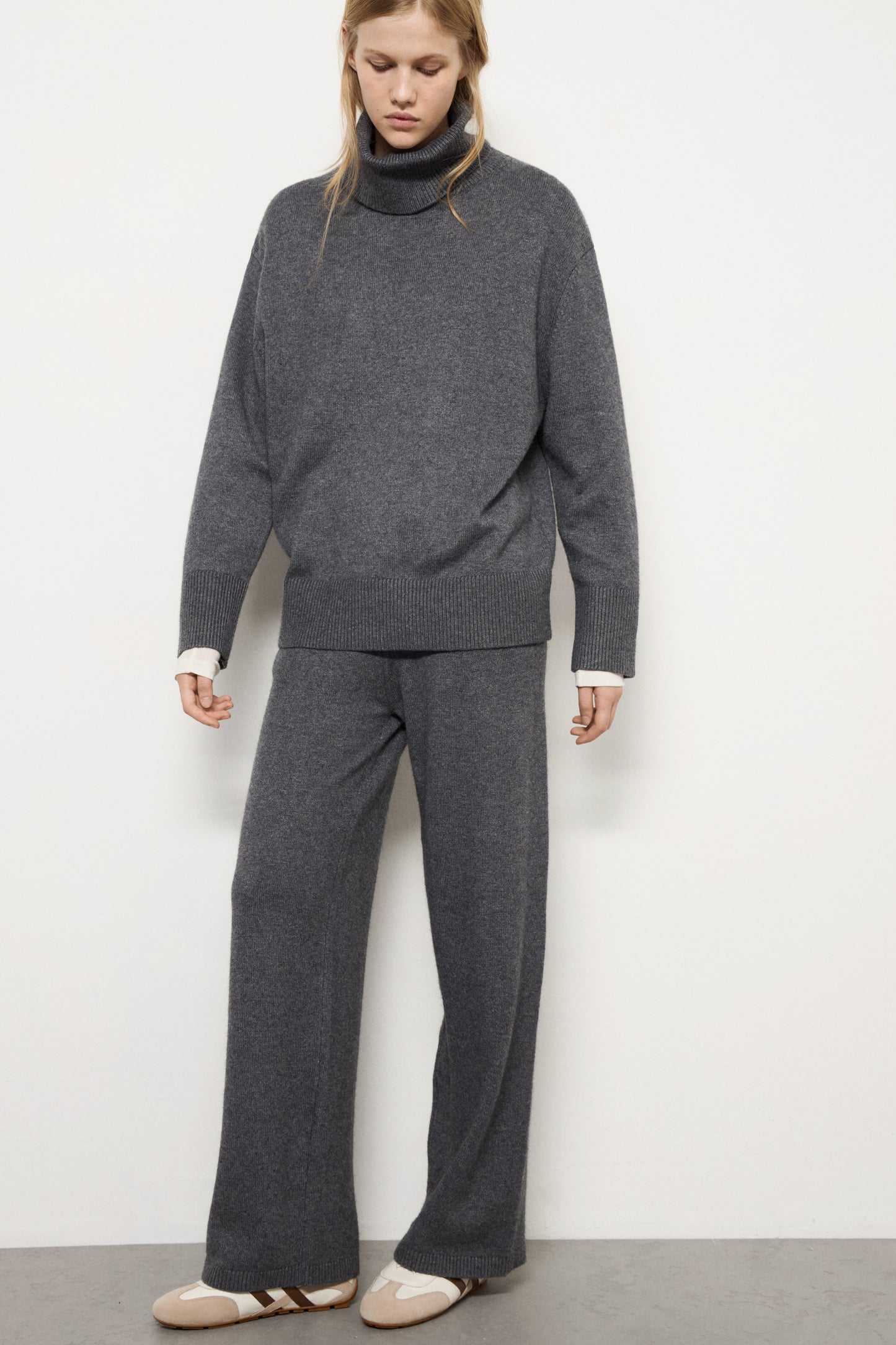 DARK GREY MELANGE