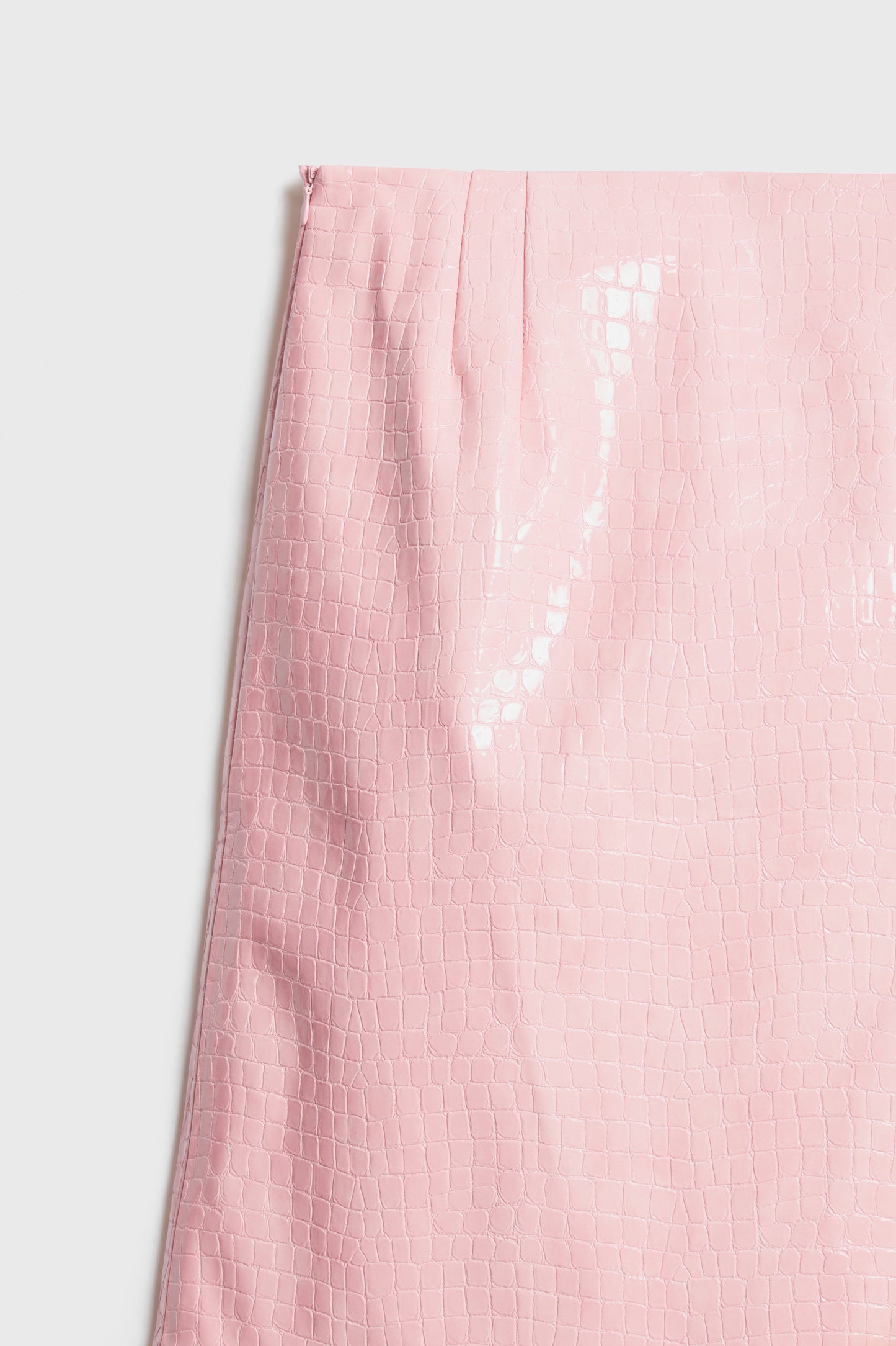 BRIGHT PINK
