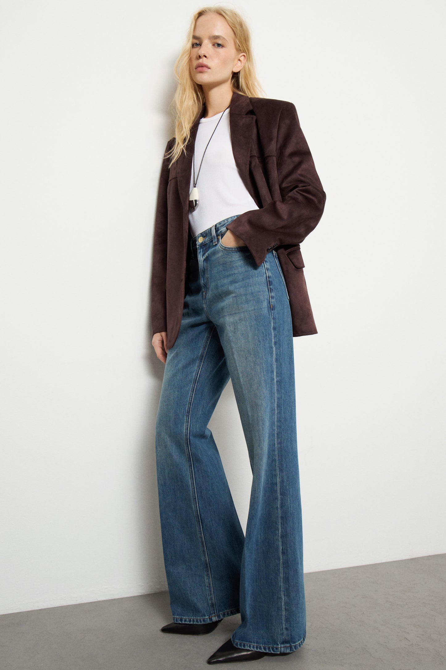VINTAGE BLUE