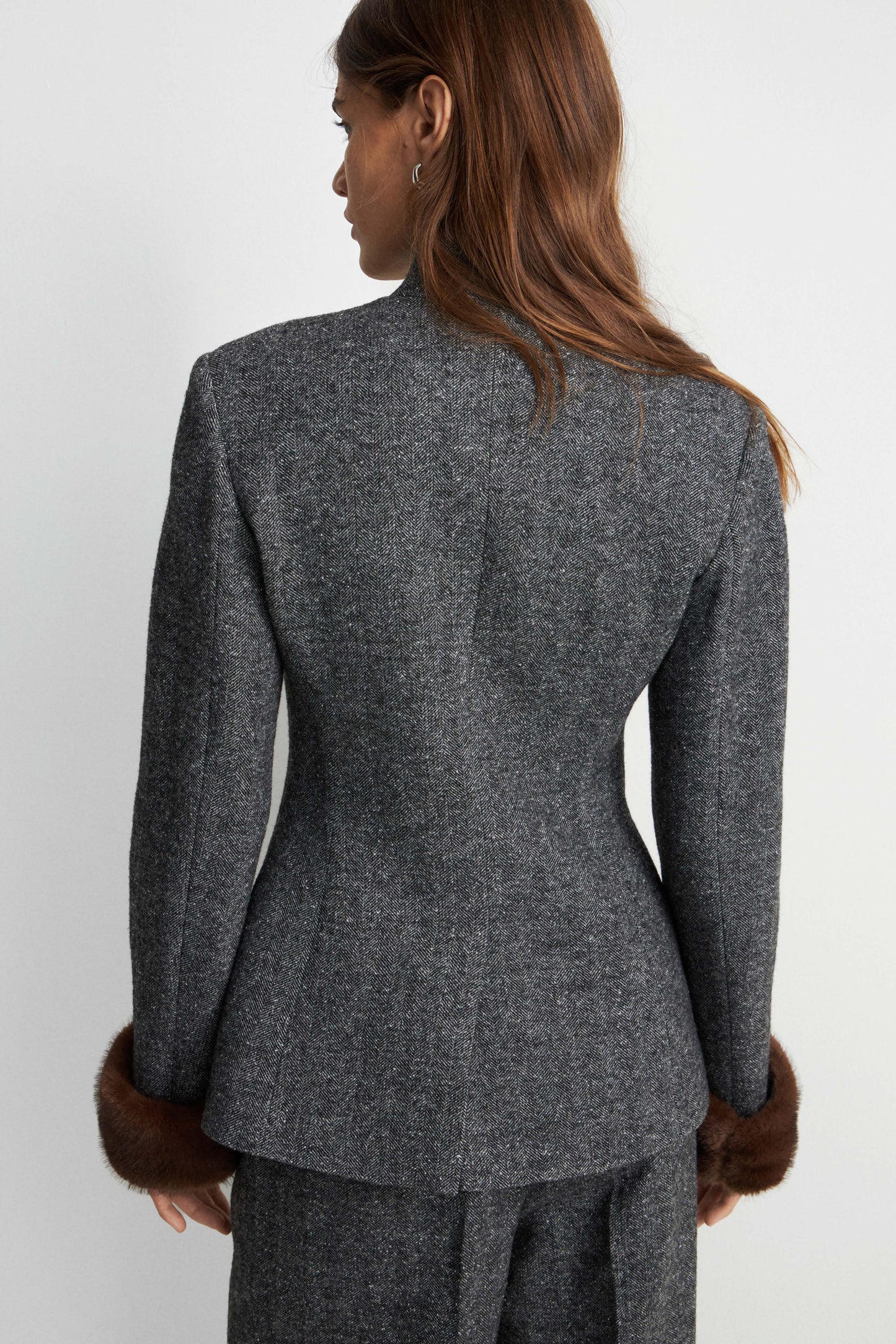 DARK GREY