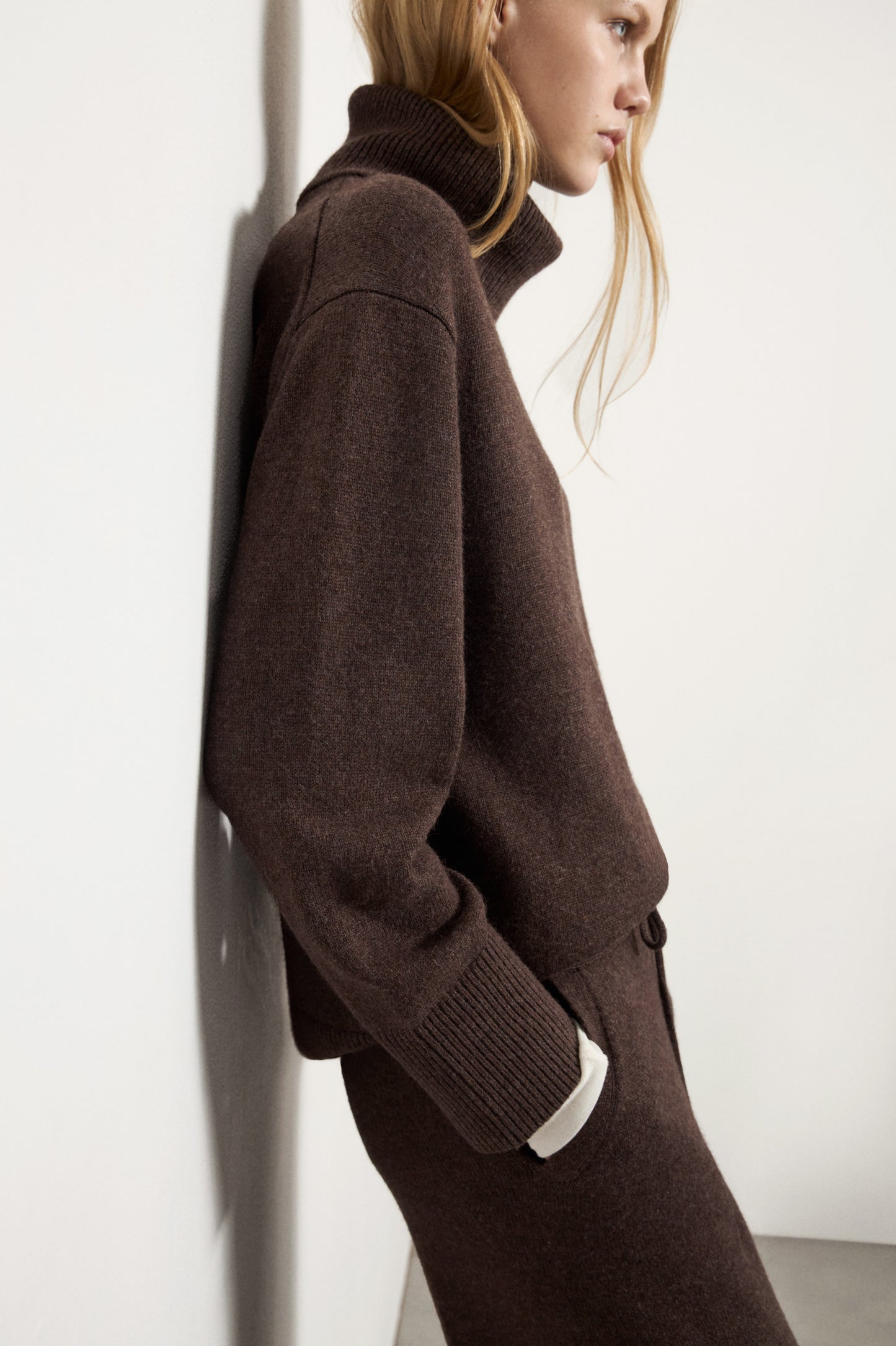 BROWN MELANGE