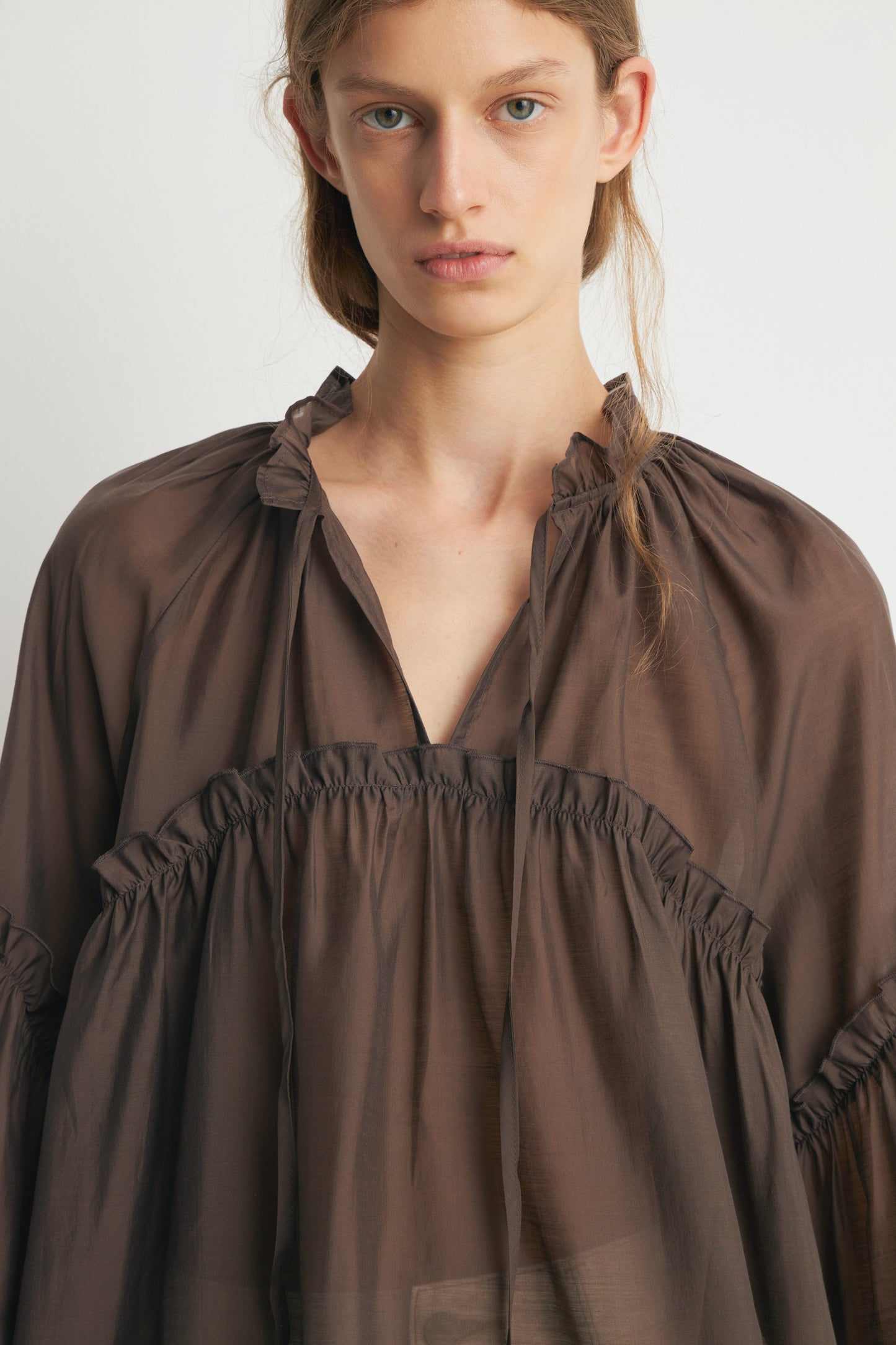 DARK BROWN