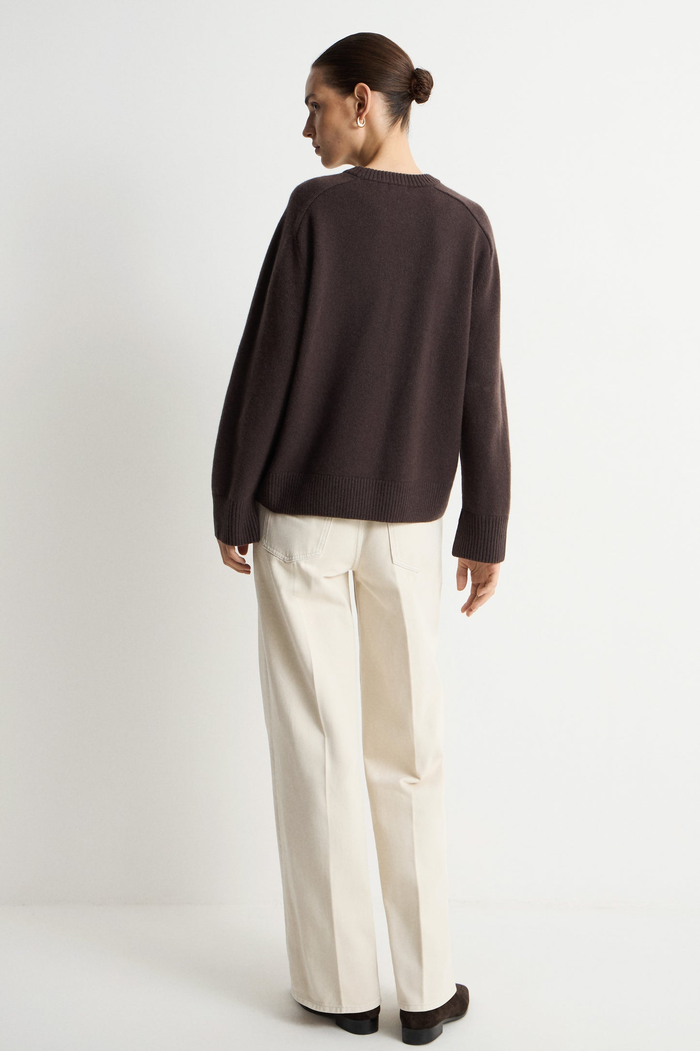DARK BROWN
