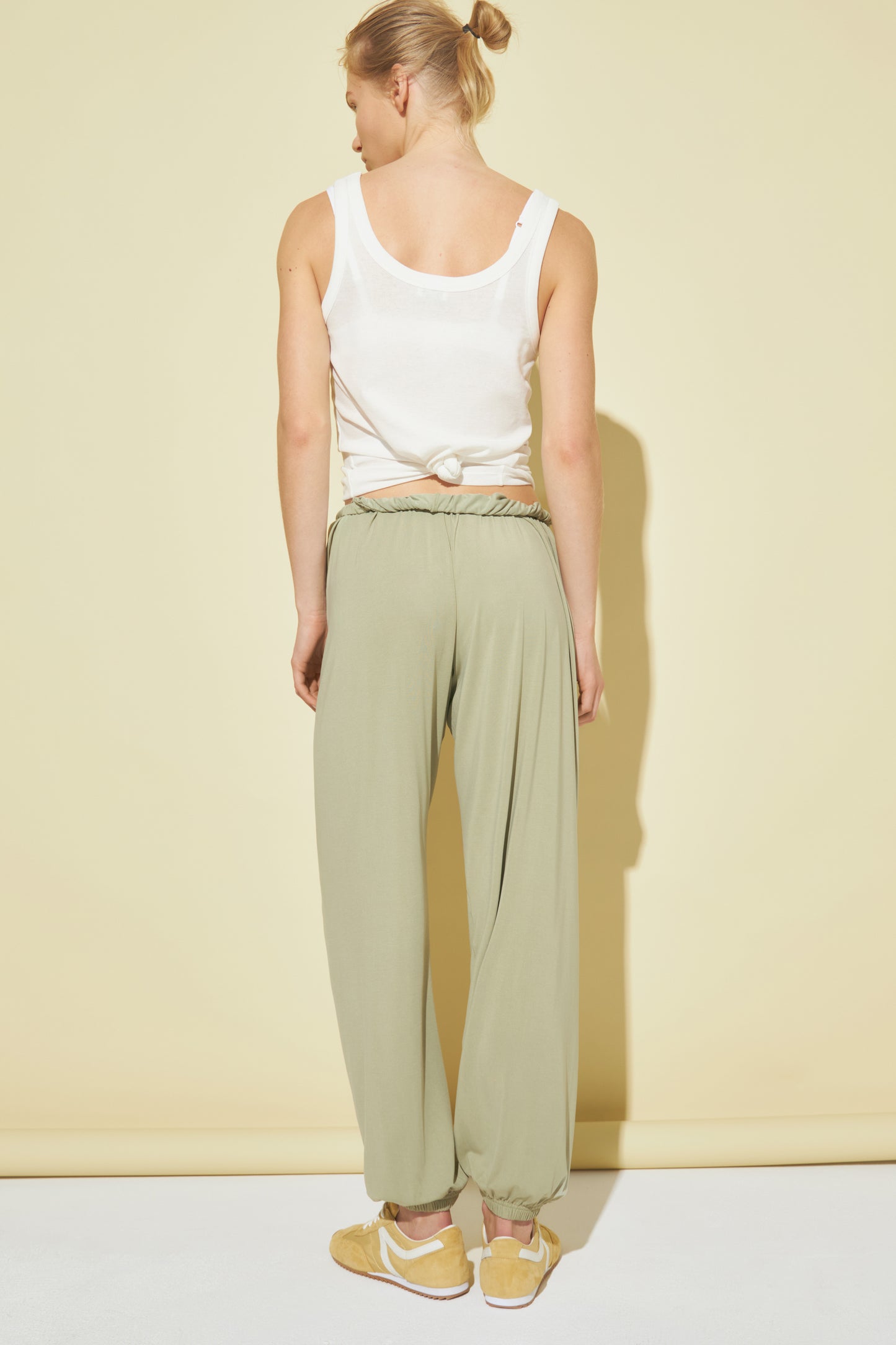 LIGHT KHAKI