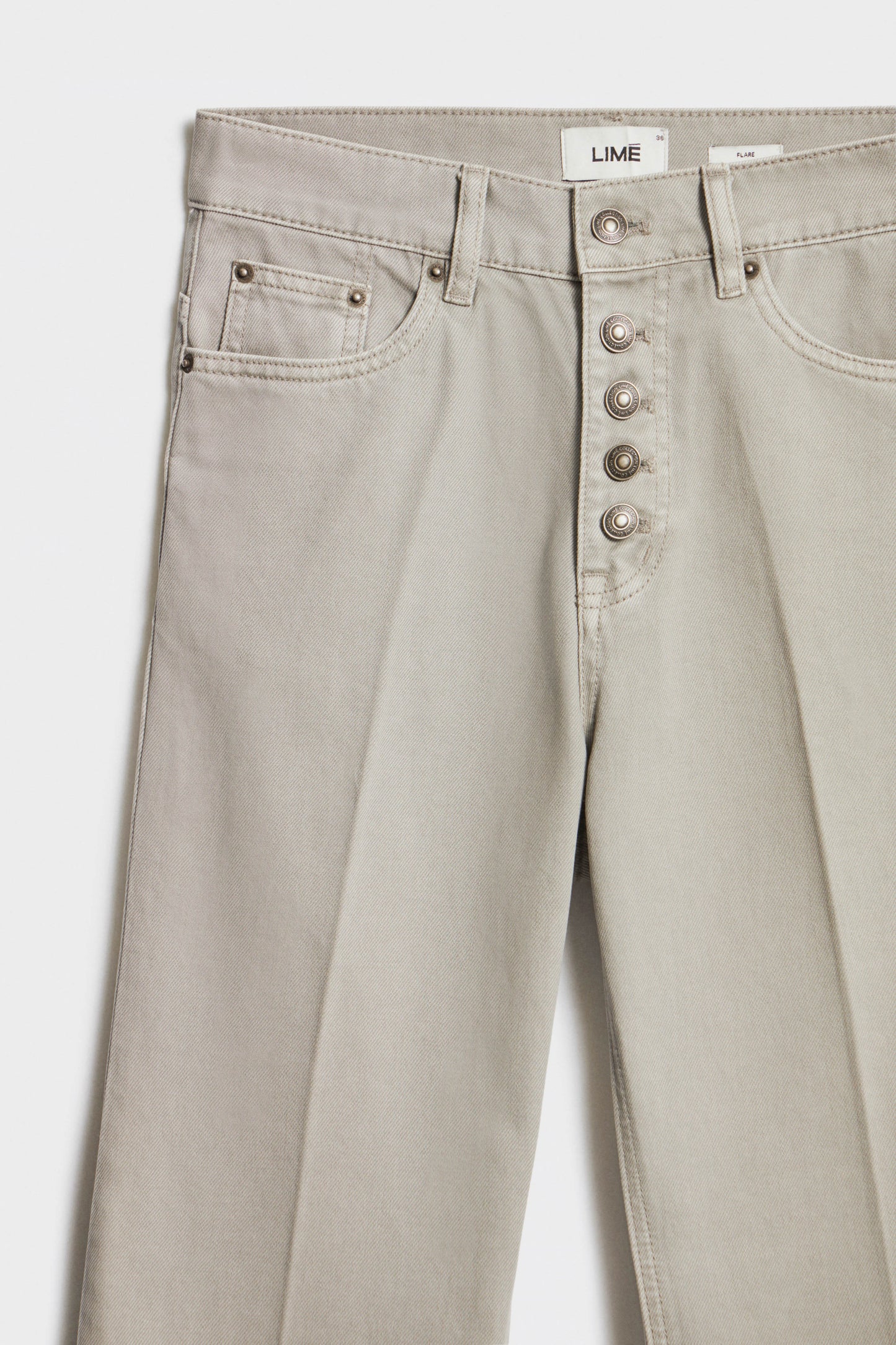 LIGHT GREY