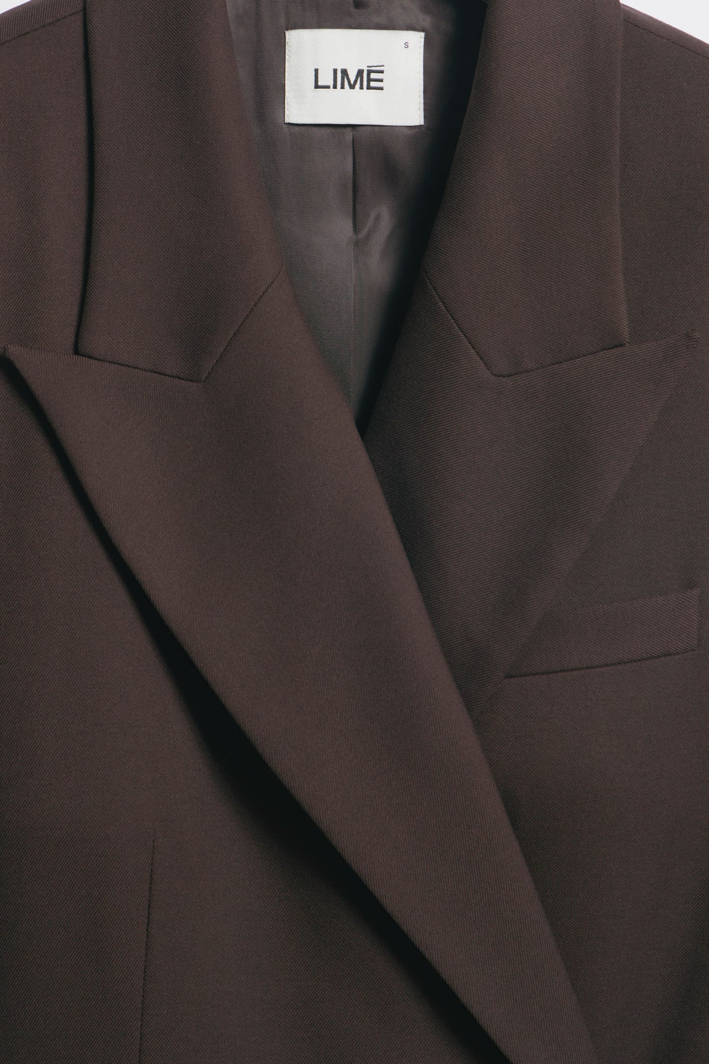 DARK BROWN