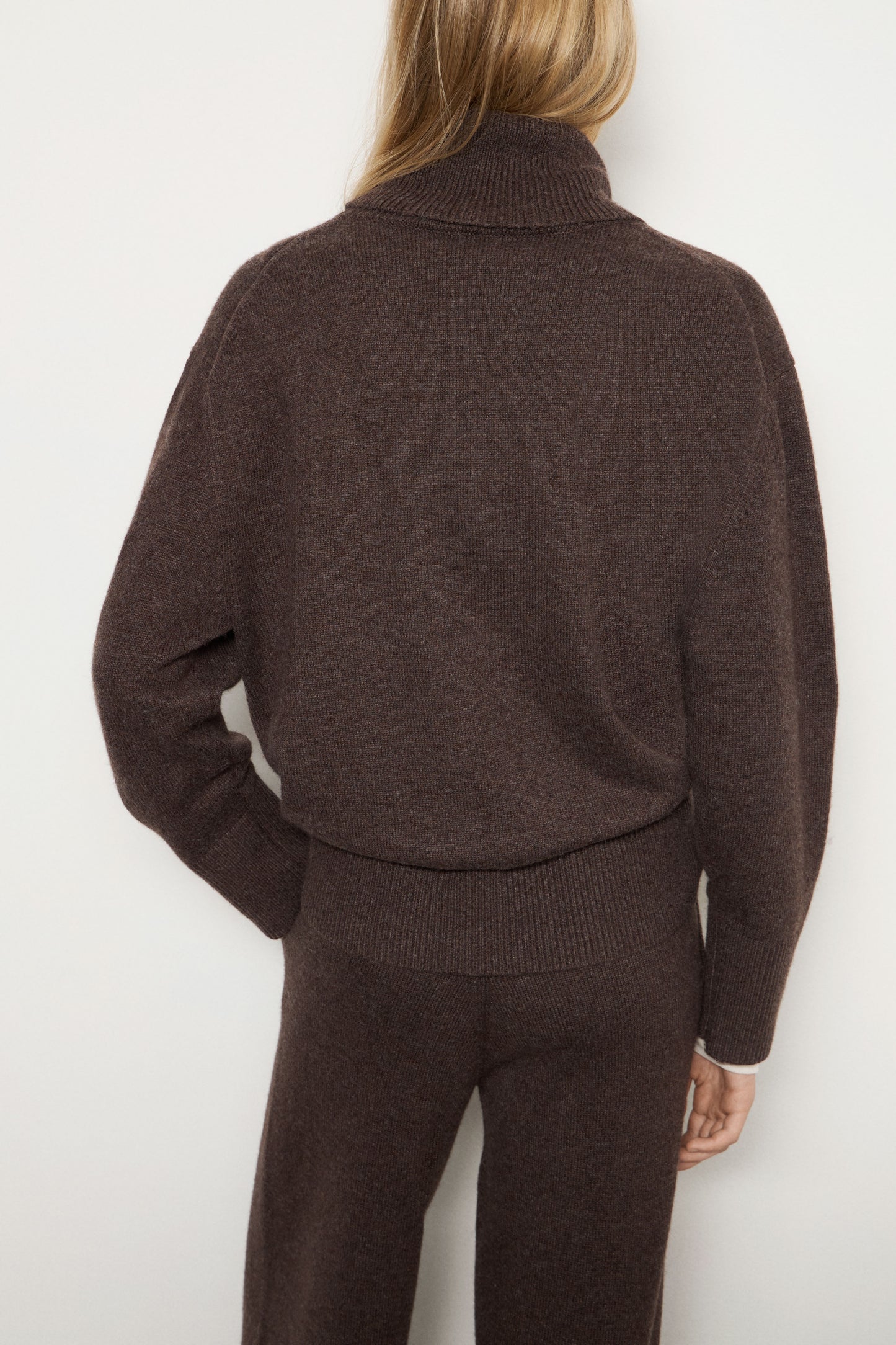 BROWN MELANGE