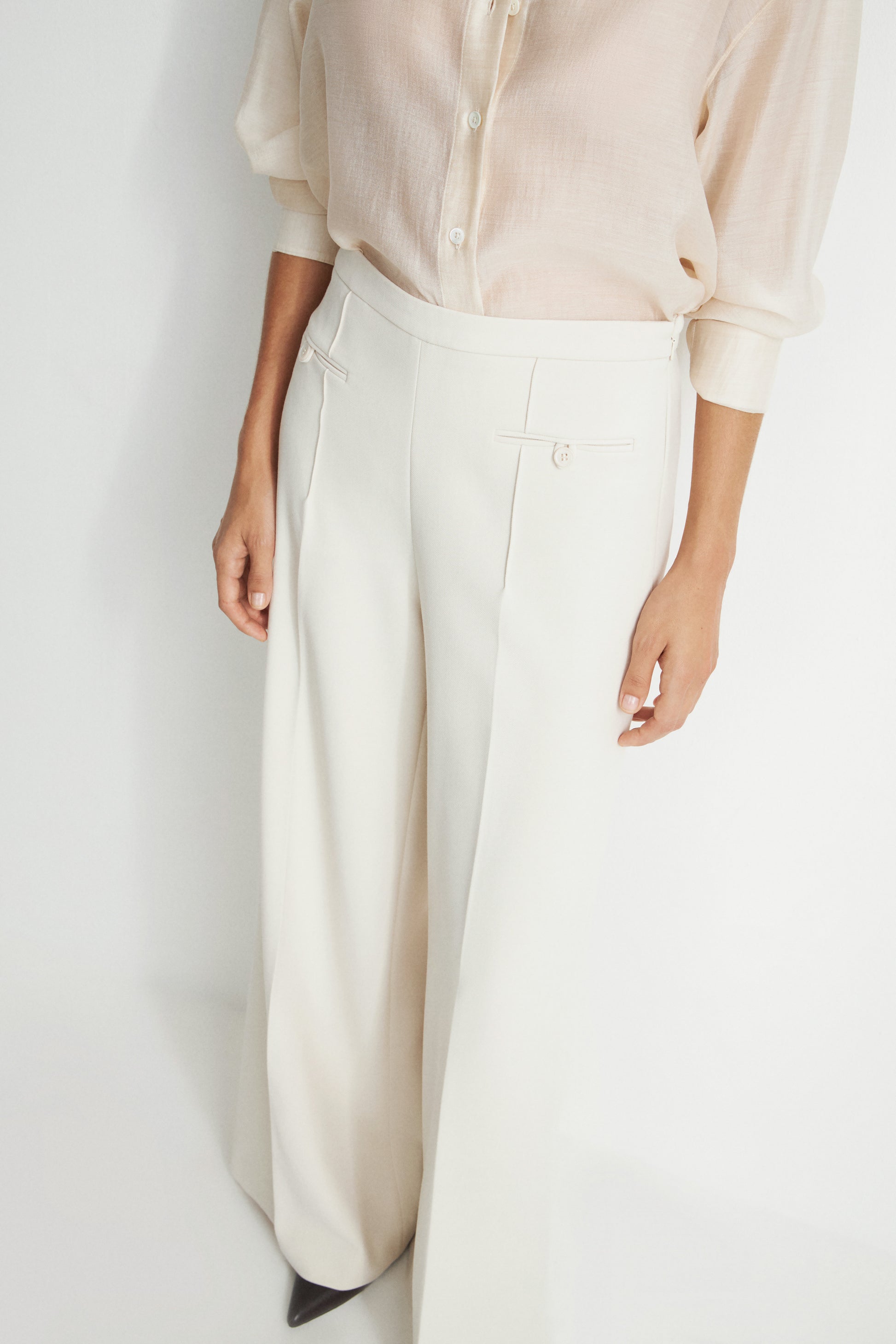 IVORY