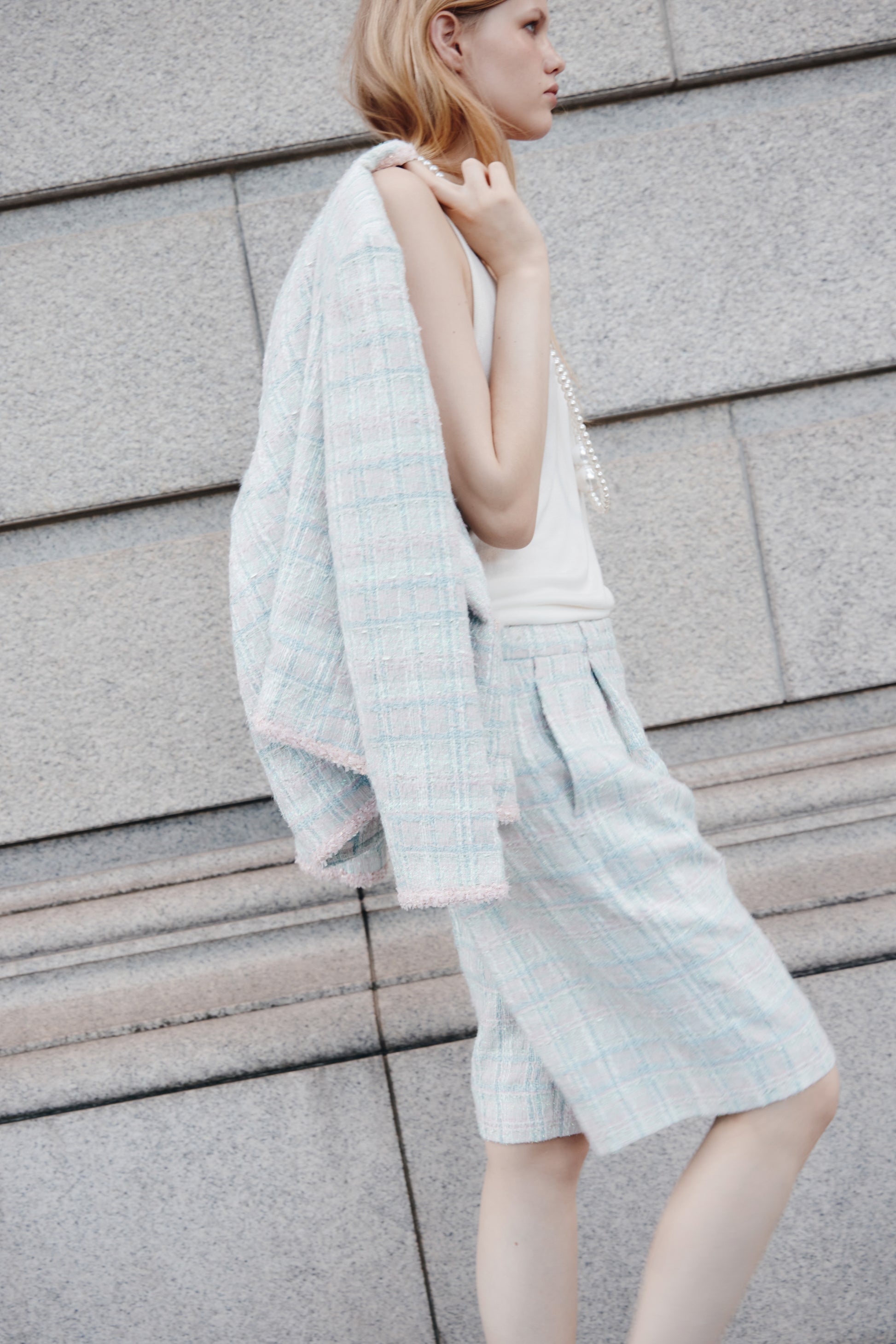 LIGHT BLUE