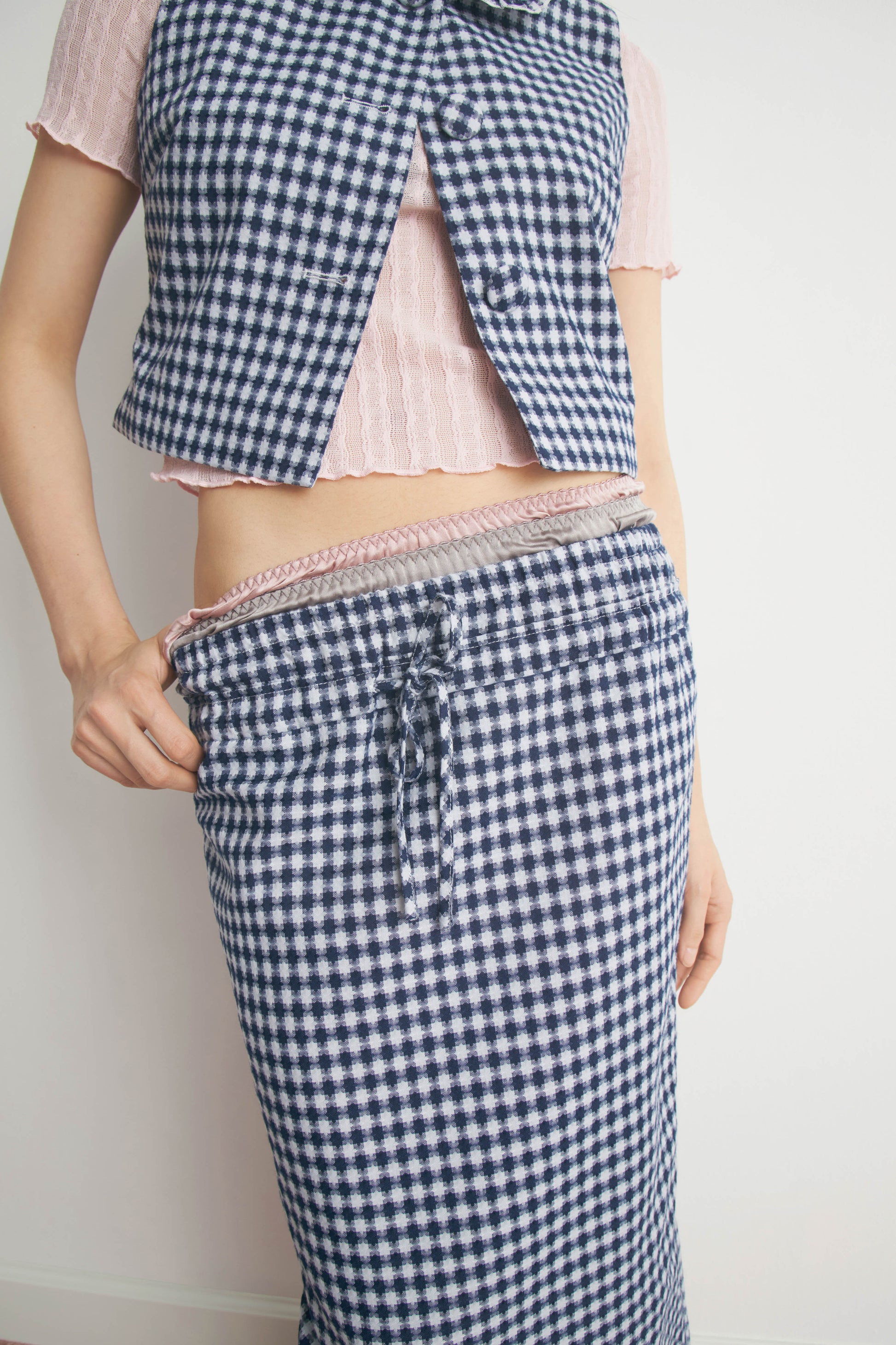 DARK BLUE/WHITE