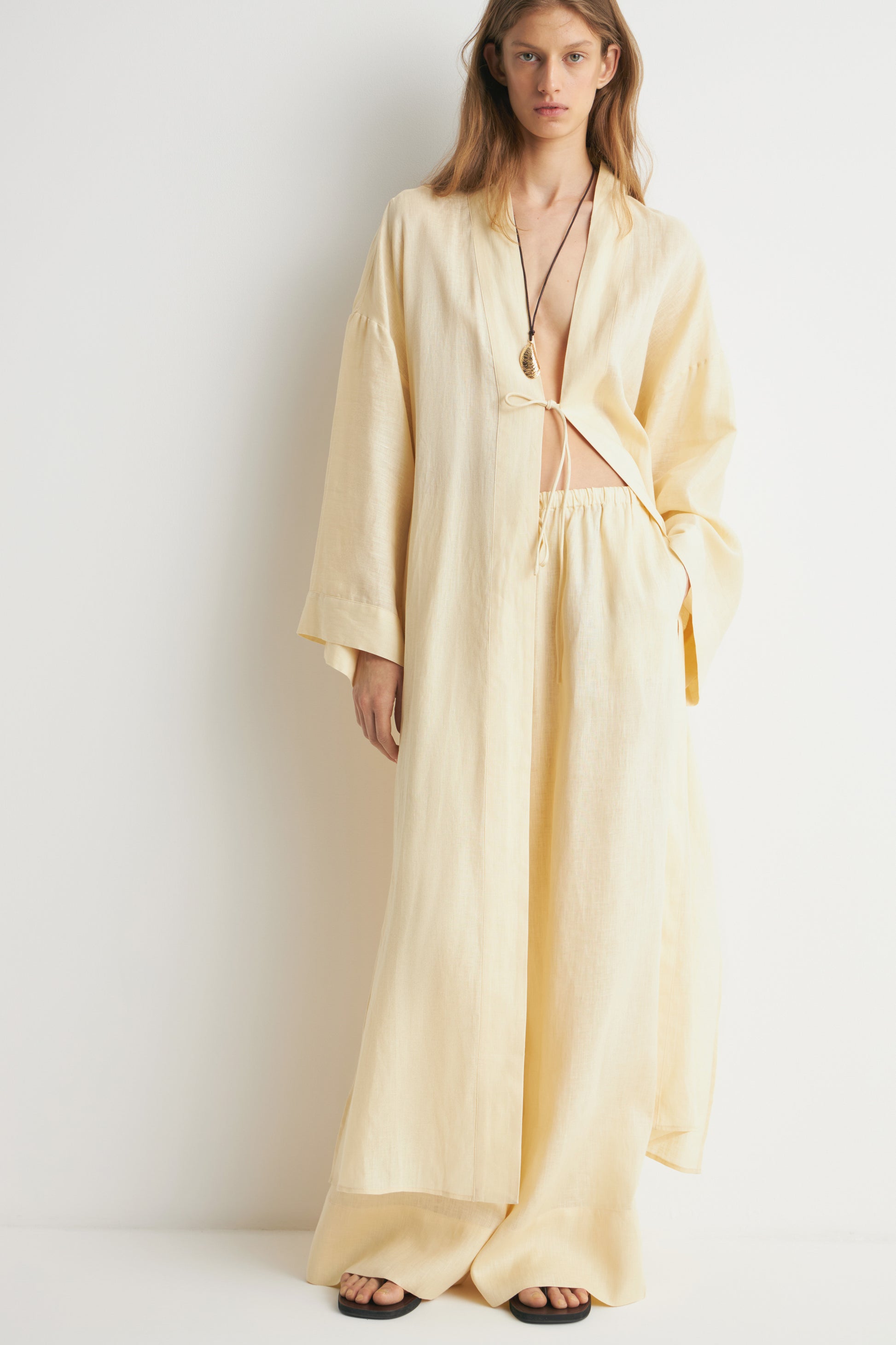 LIGHT YELLOW