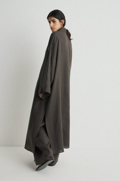 DARK BROWN