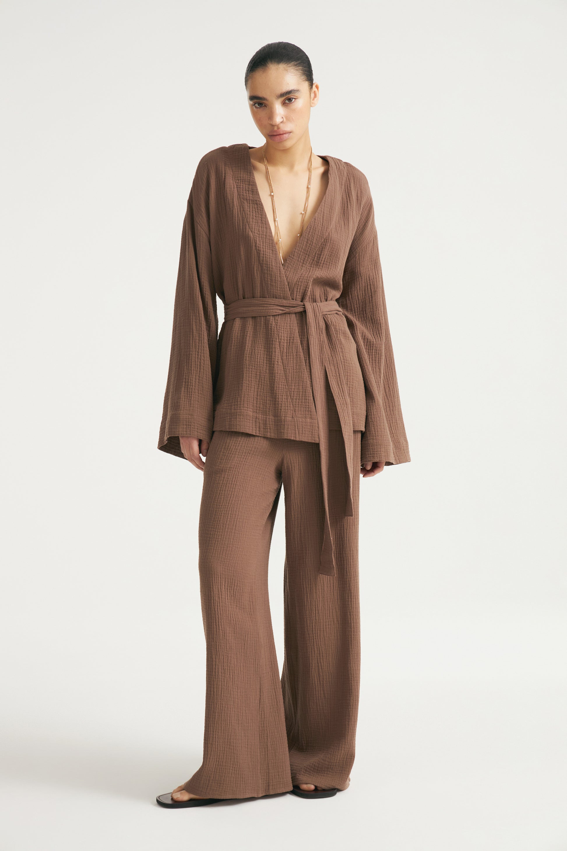 DARK BEIGE