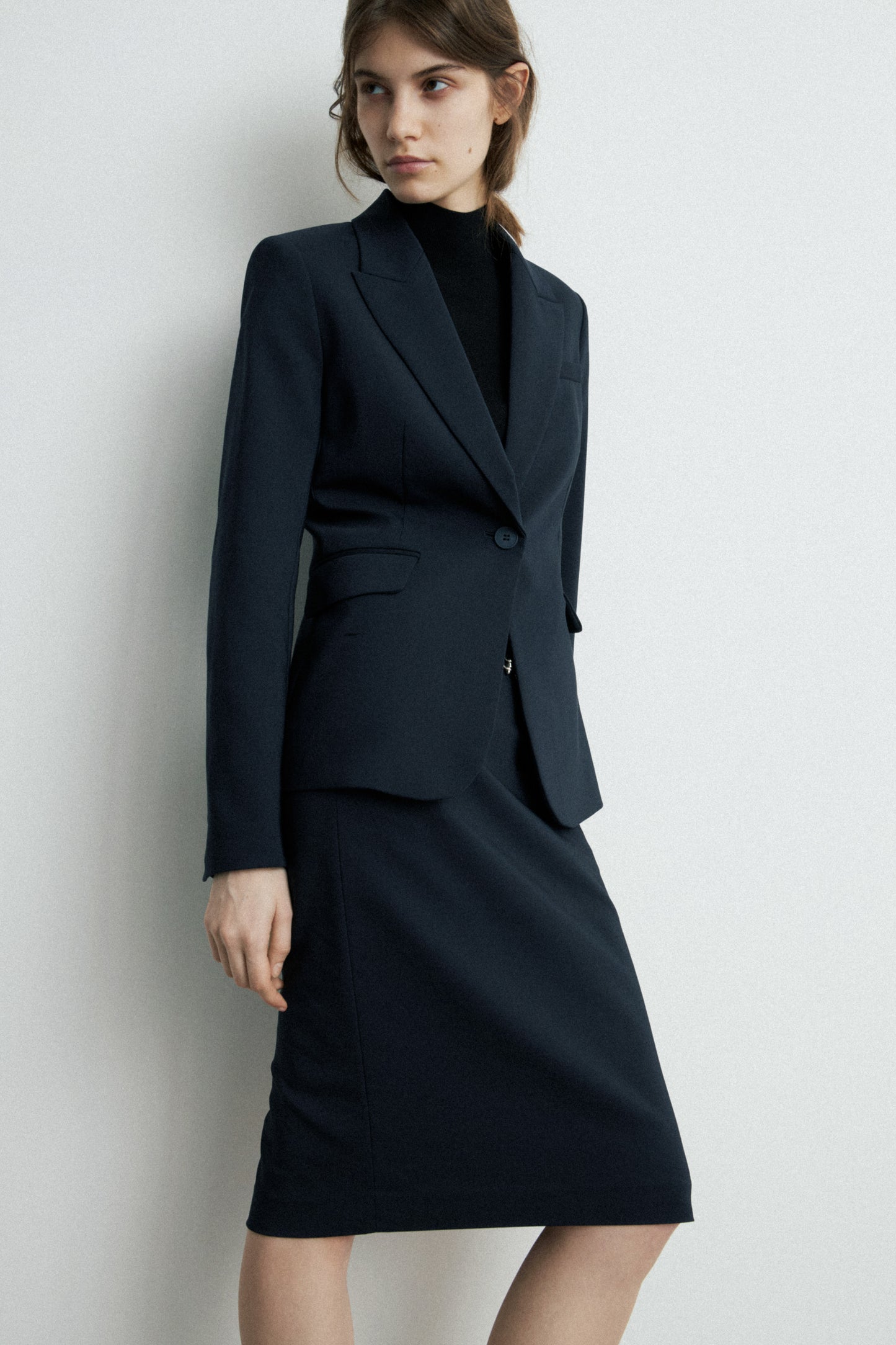 DARK BLUE