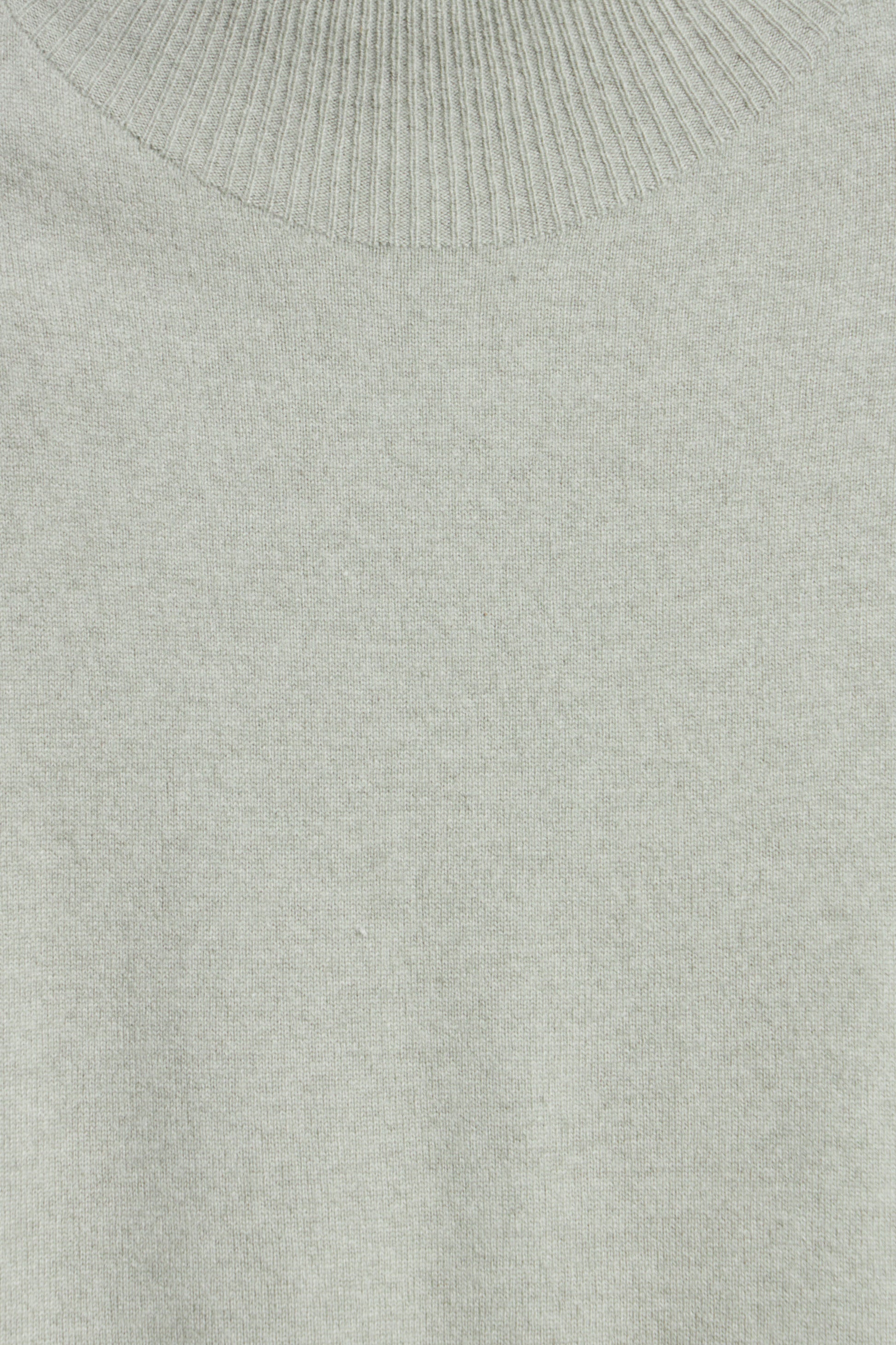 GRAY-GREEN