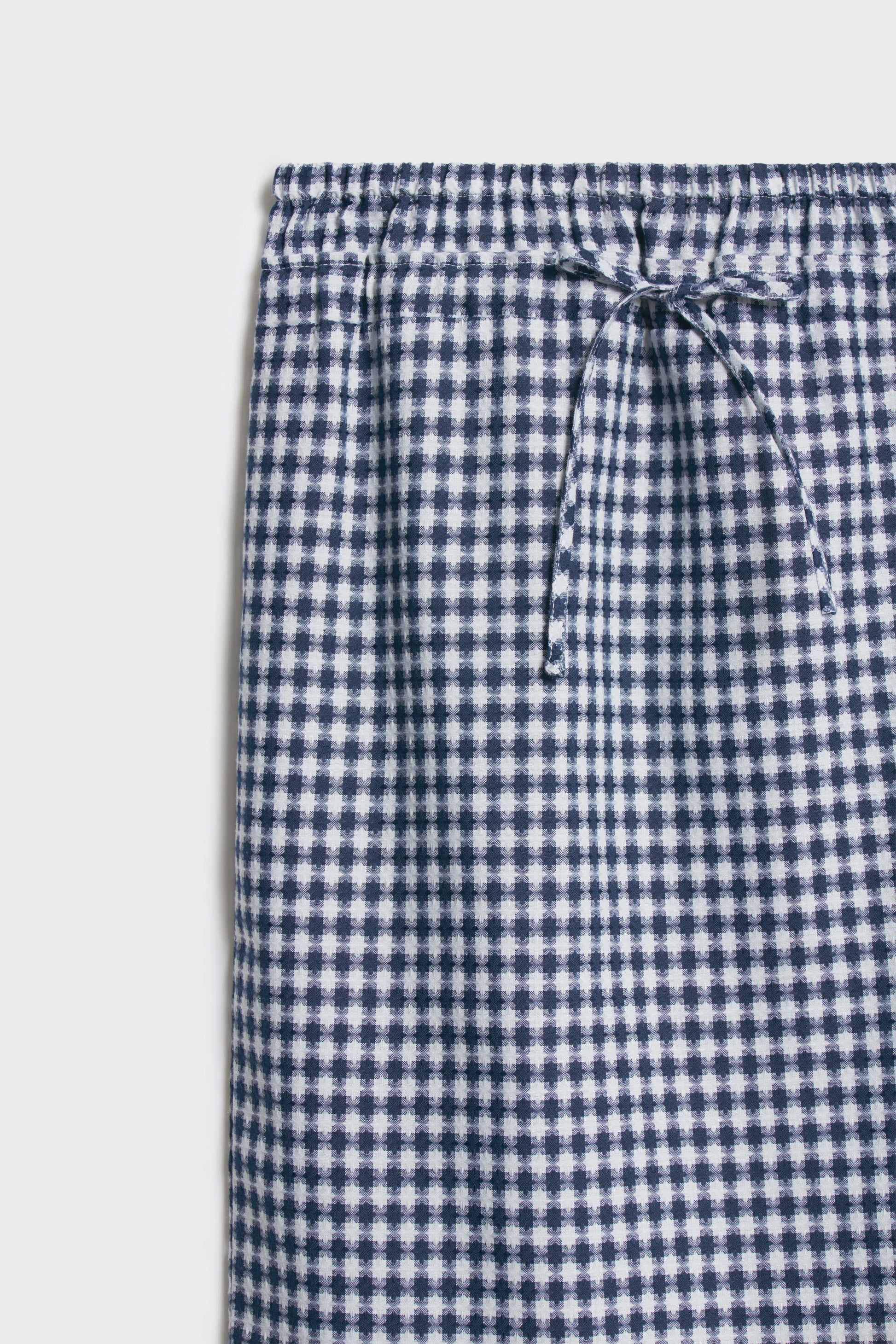 DARK BLUE/WHITE