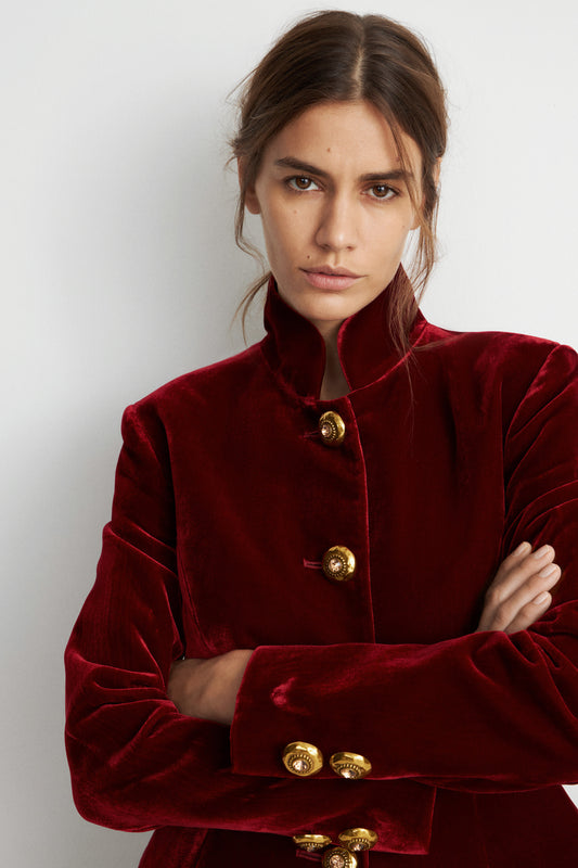 DARK RED