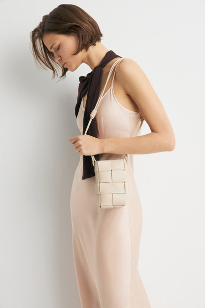 POWDER BEIGE