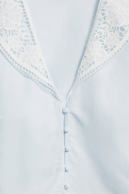 LIGHT BLUE