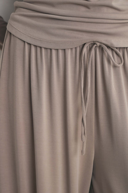 GRAY BROWN