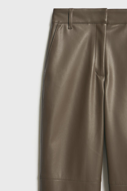 DARK BROWN