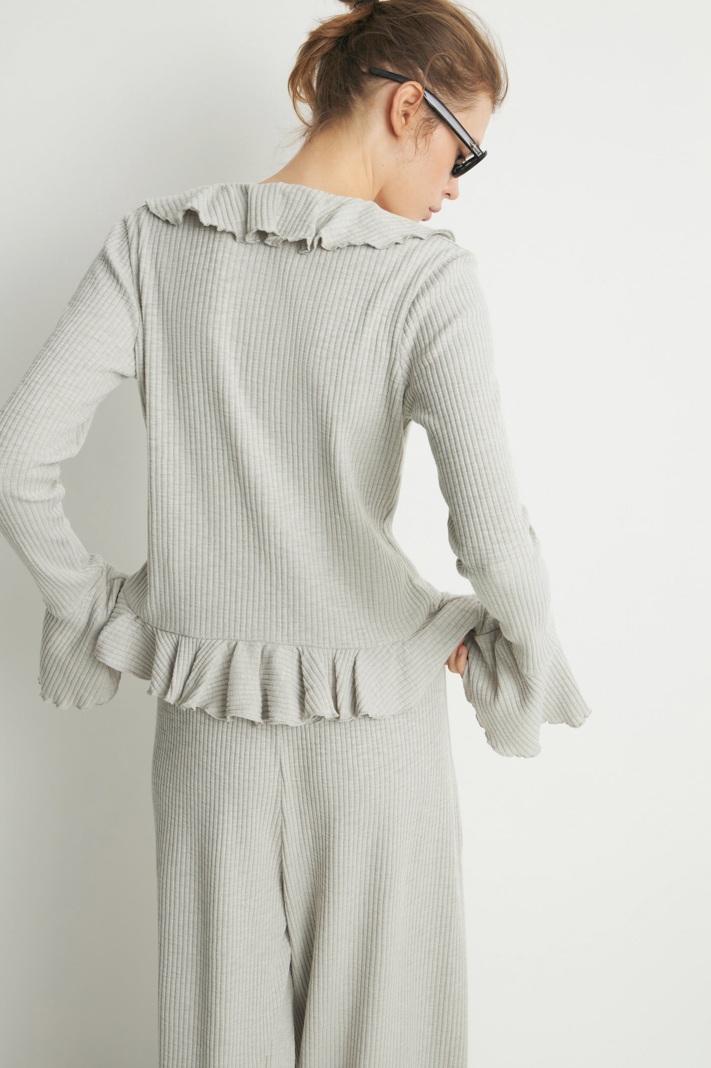 LIGHT GREY