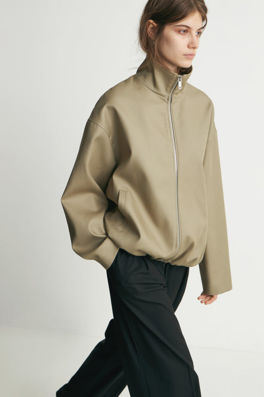 LIGHT KHAKI