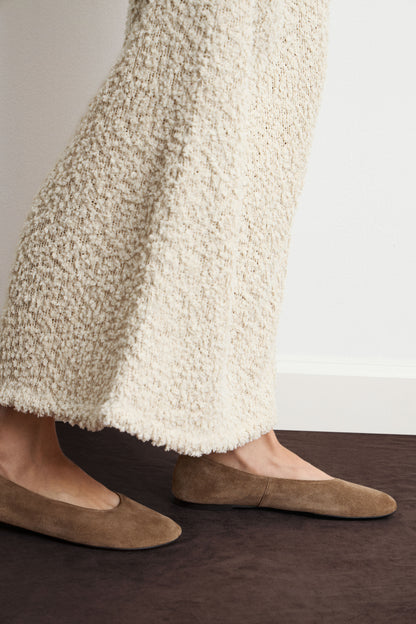 LIGHT BEIGE