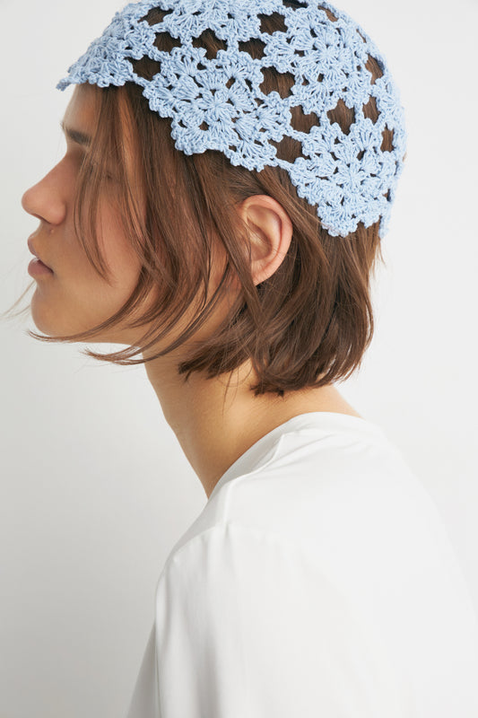 LIGHT BLUE
