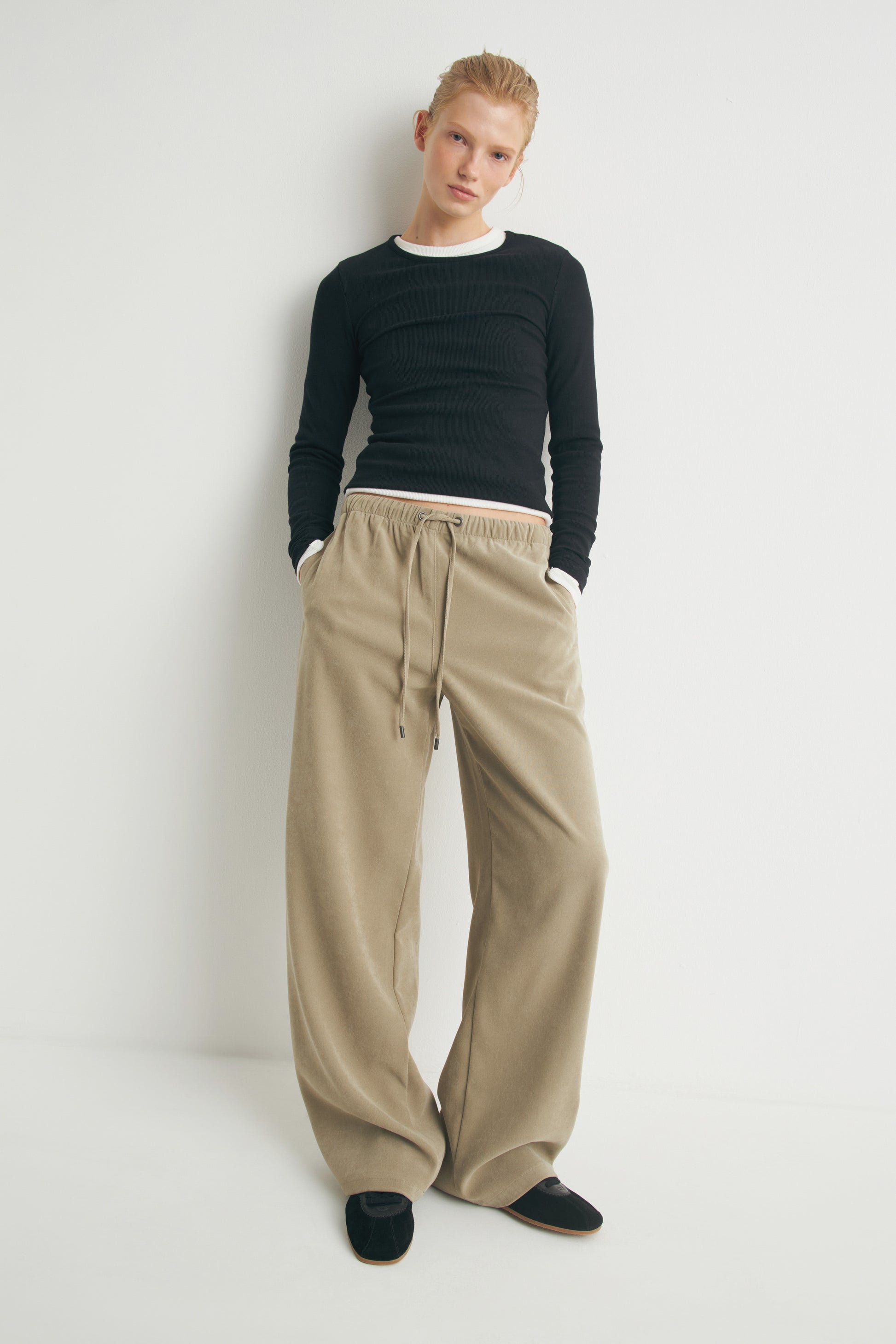 LIGHT KHAKI