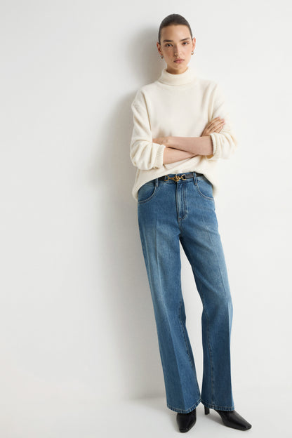 VINTAGE BLUE
