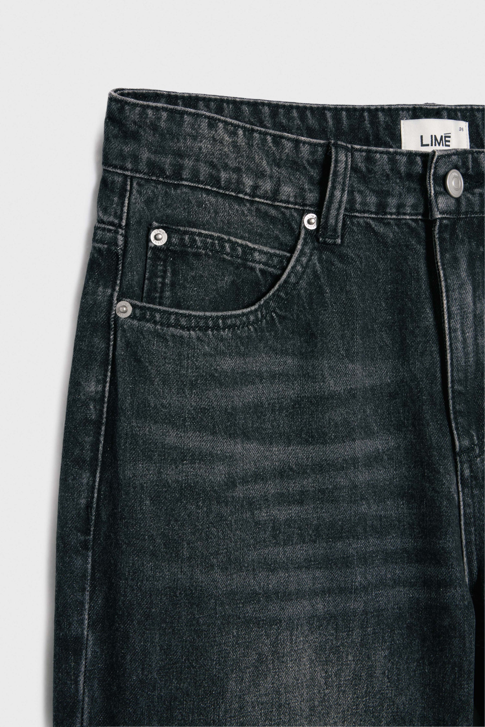WASHED BLACK