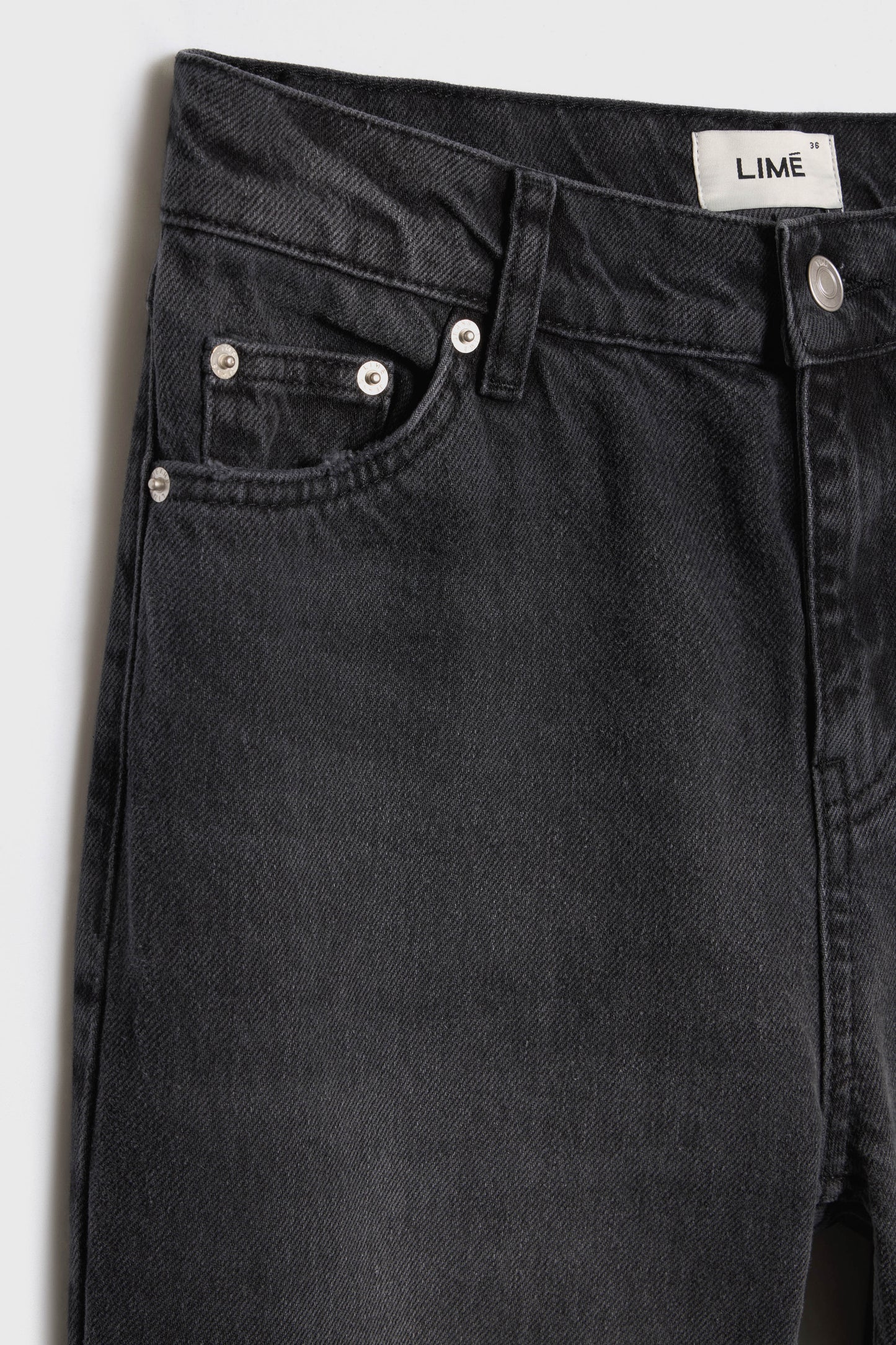 WASHED BLACK