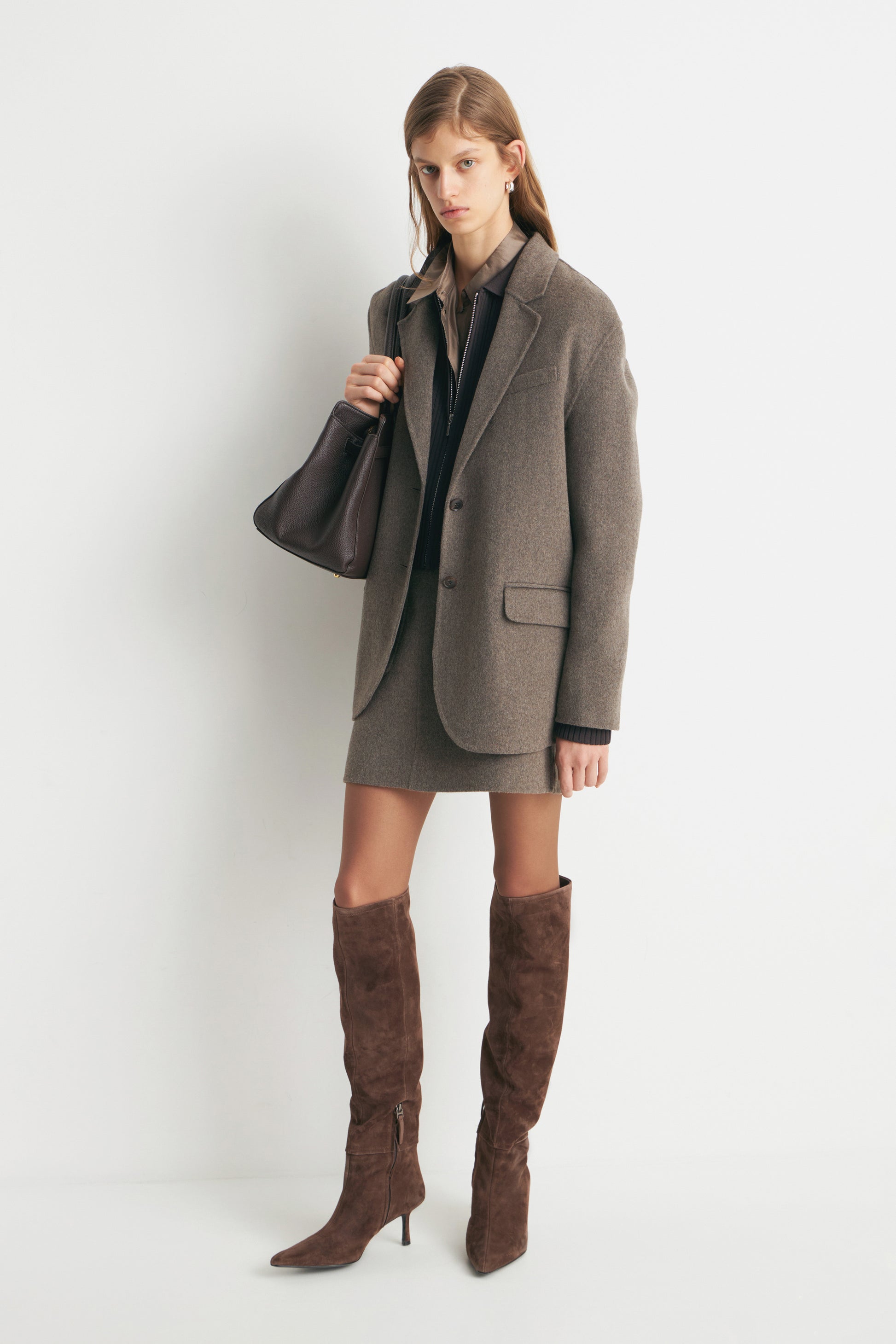 GRAY BROWN