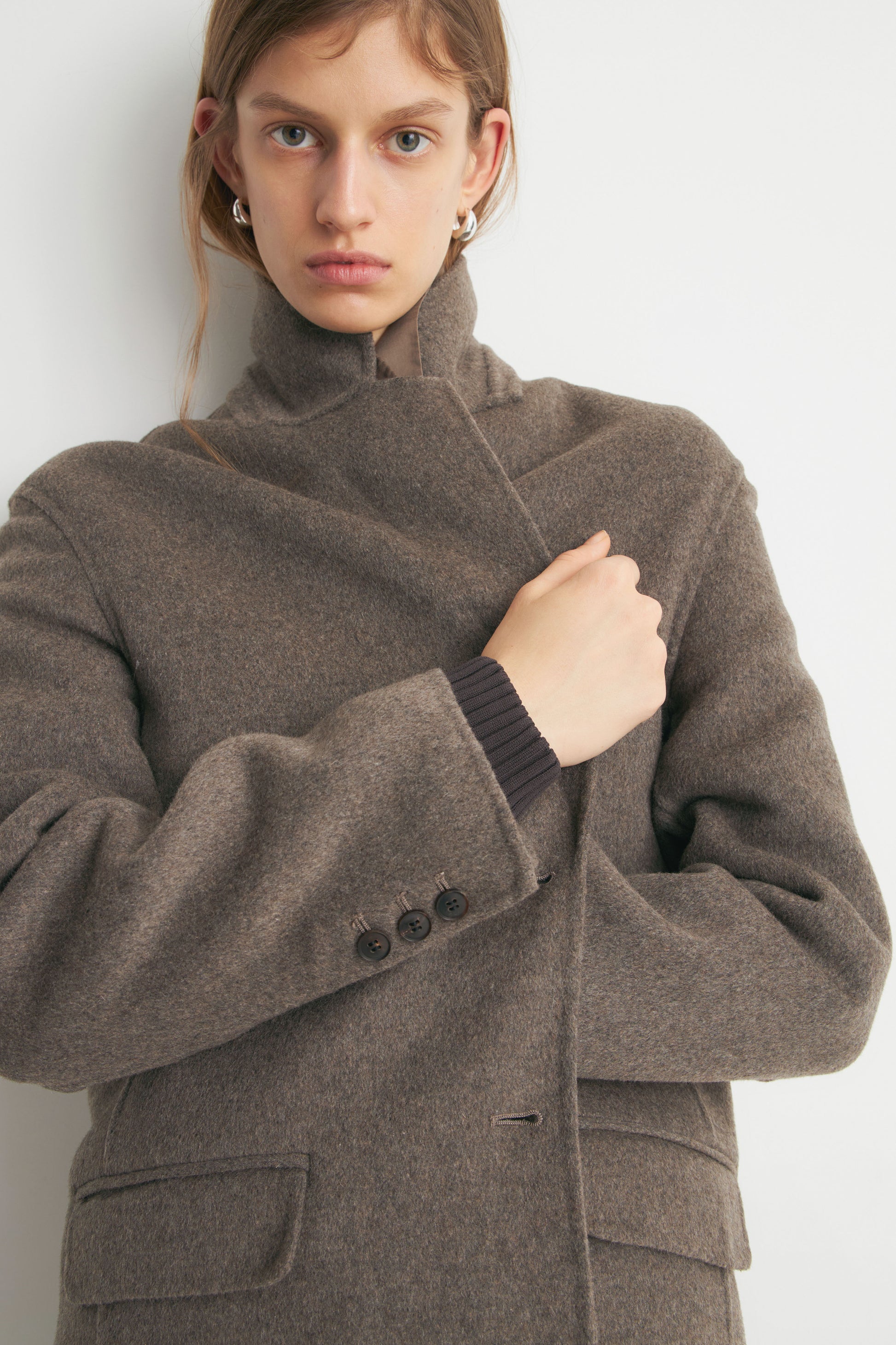 GRAY BROWN